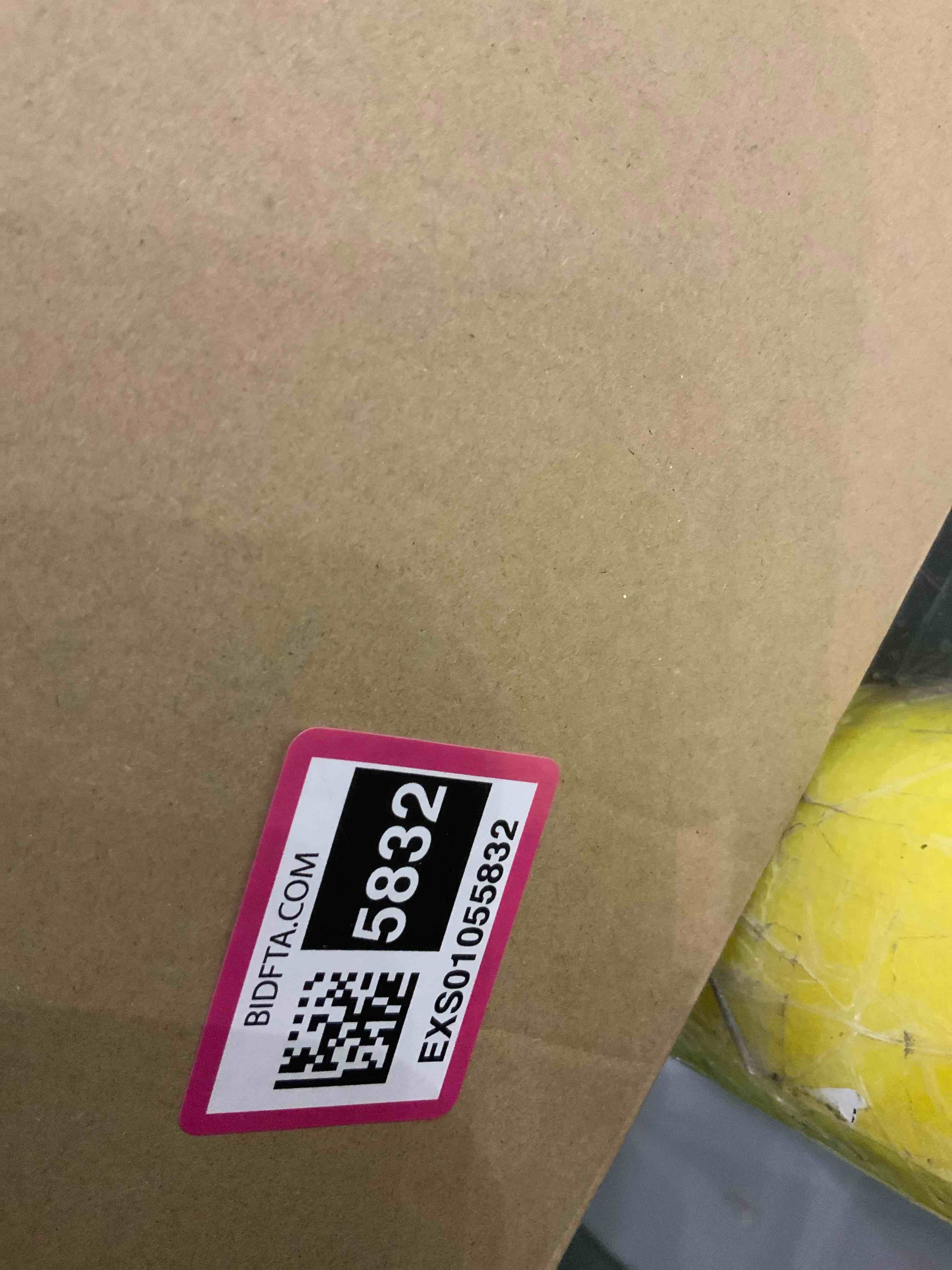 Tatuo 301 Pcs Trading Card Shipping Protector Set Include 200 Corrugated Cardboard Sheets Cardboard Inserts 100 Poly Bubble Mailers Padded Envelopes and Masking Tape for Trading Card Packaging (White)