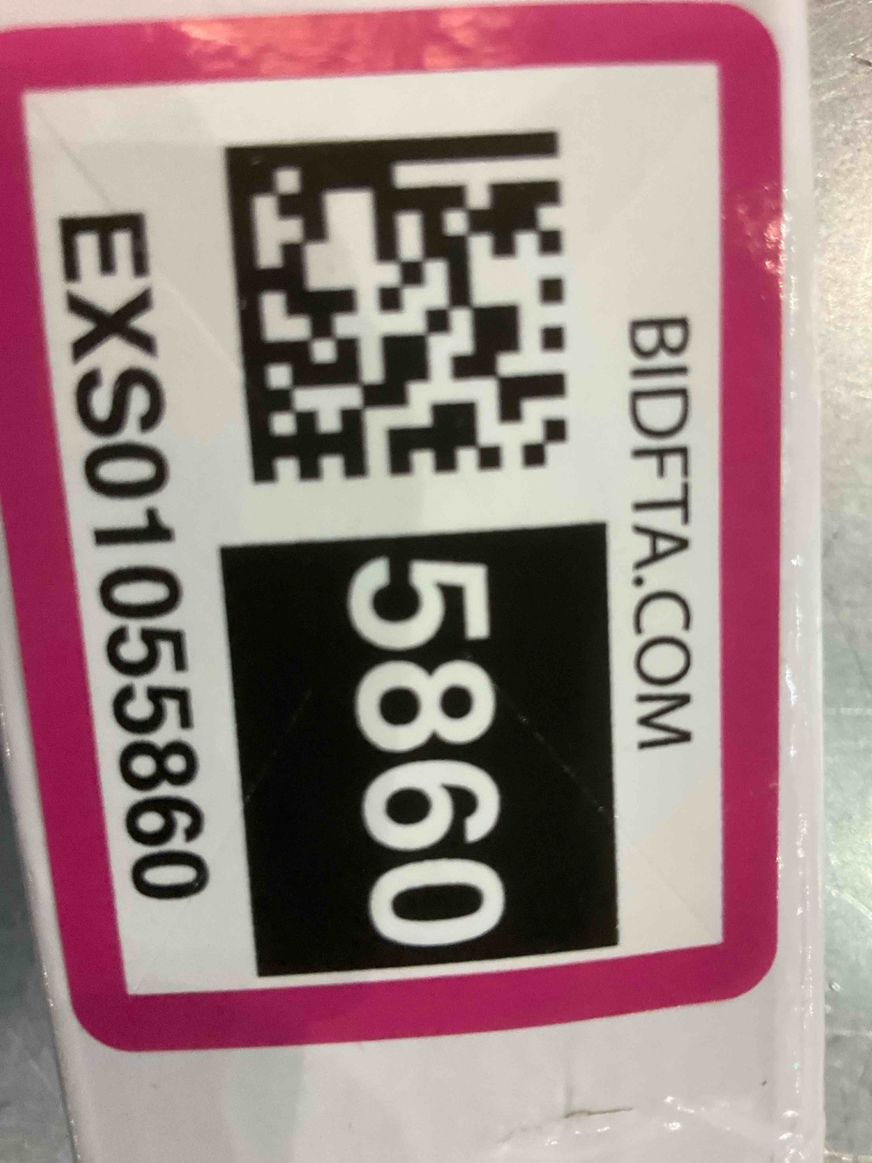 https://s3.amazonaws.com/lotting-images-prod/bidfta/EXS01055860_1706028896613.jpeg