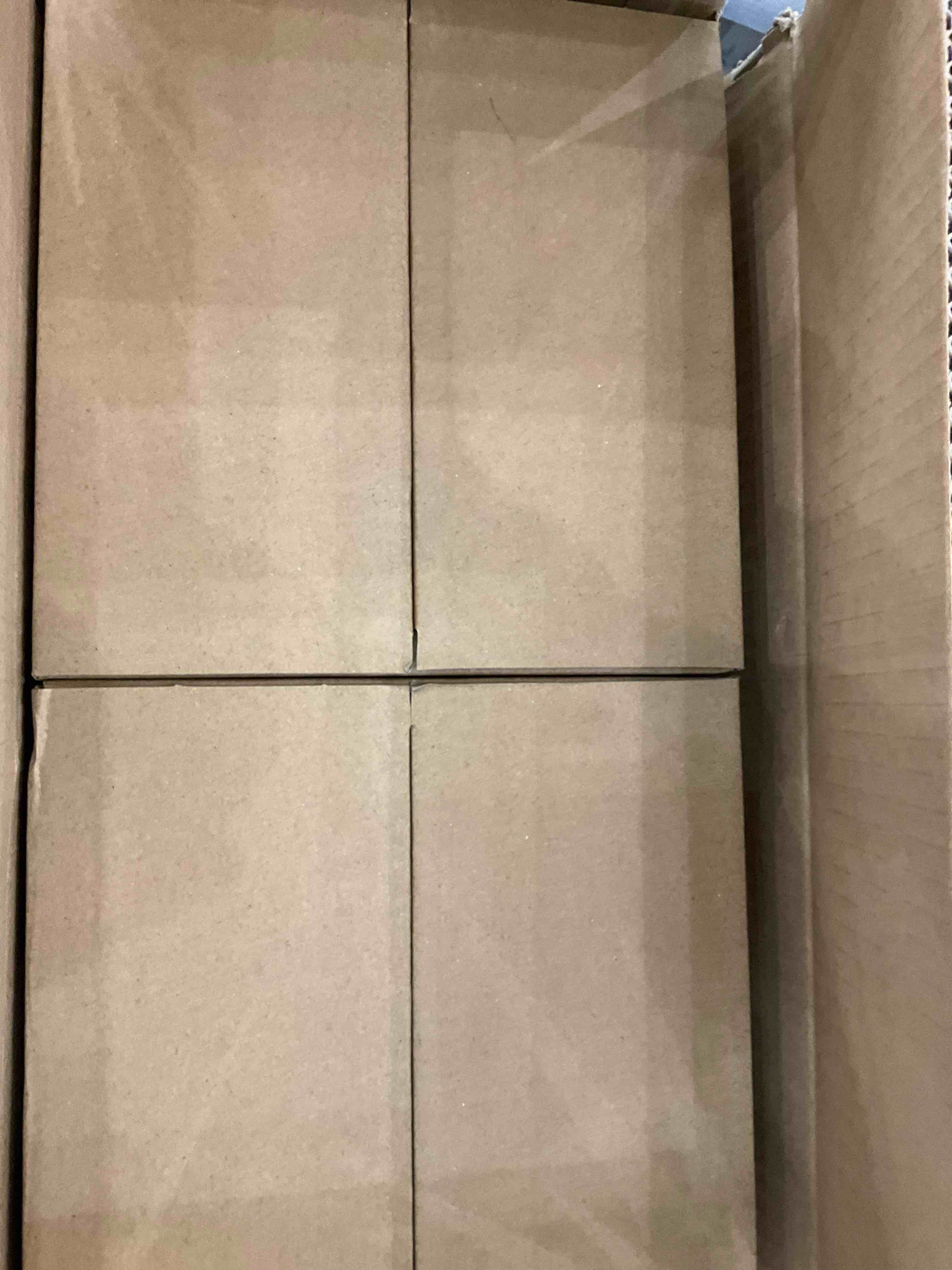 https://s3.amazonaws.com/lotting-images-prod/bidfta/EXS01056161_1704912907188.jpeg