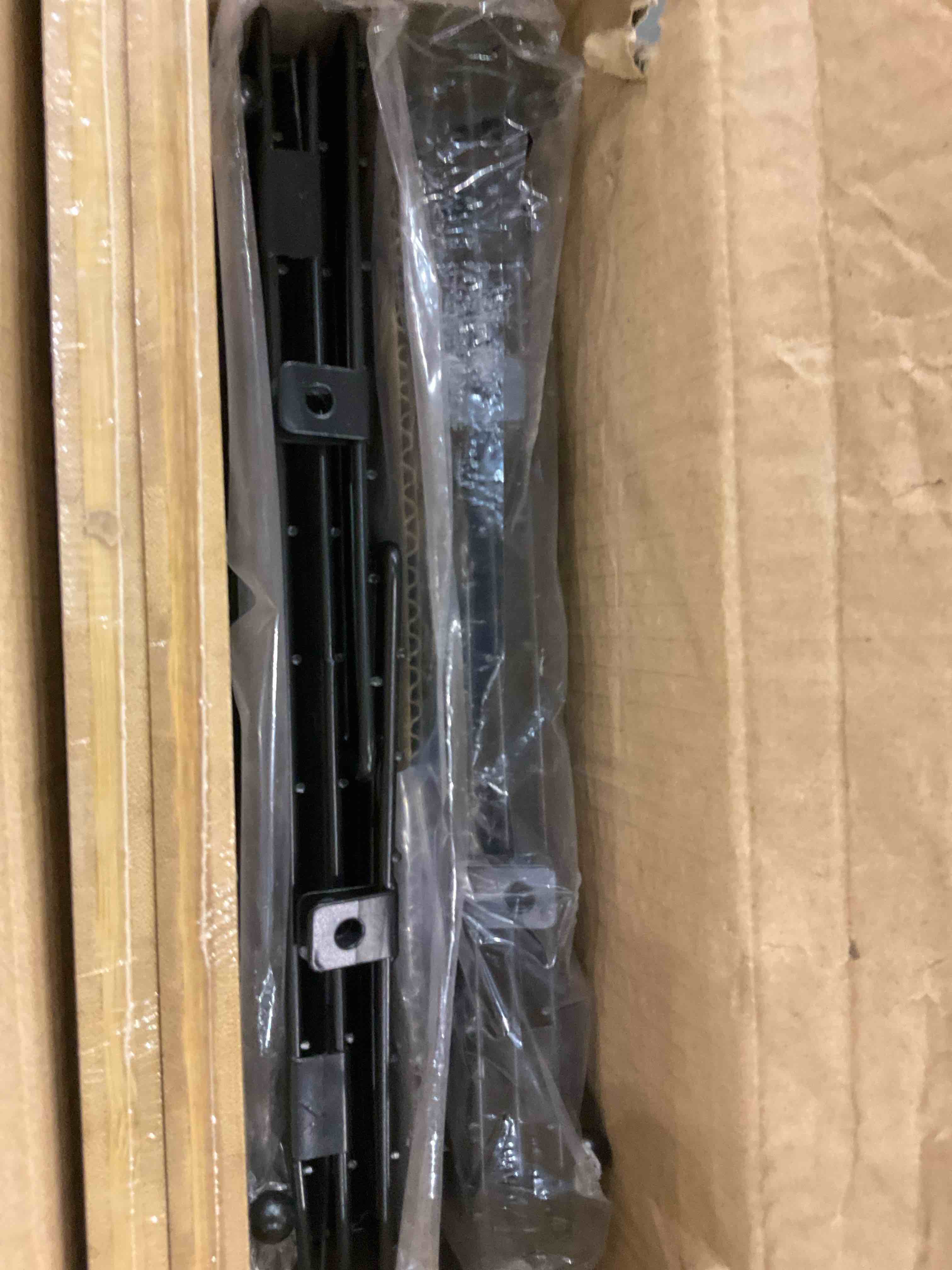 https://s3.amazonaws.com/lotting-images-prod/bidfta/EXS01056217_1704979101519.jpeg