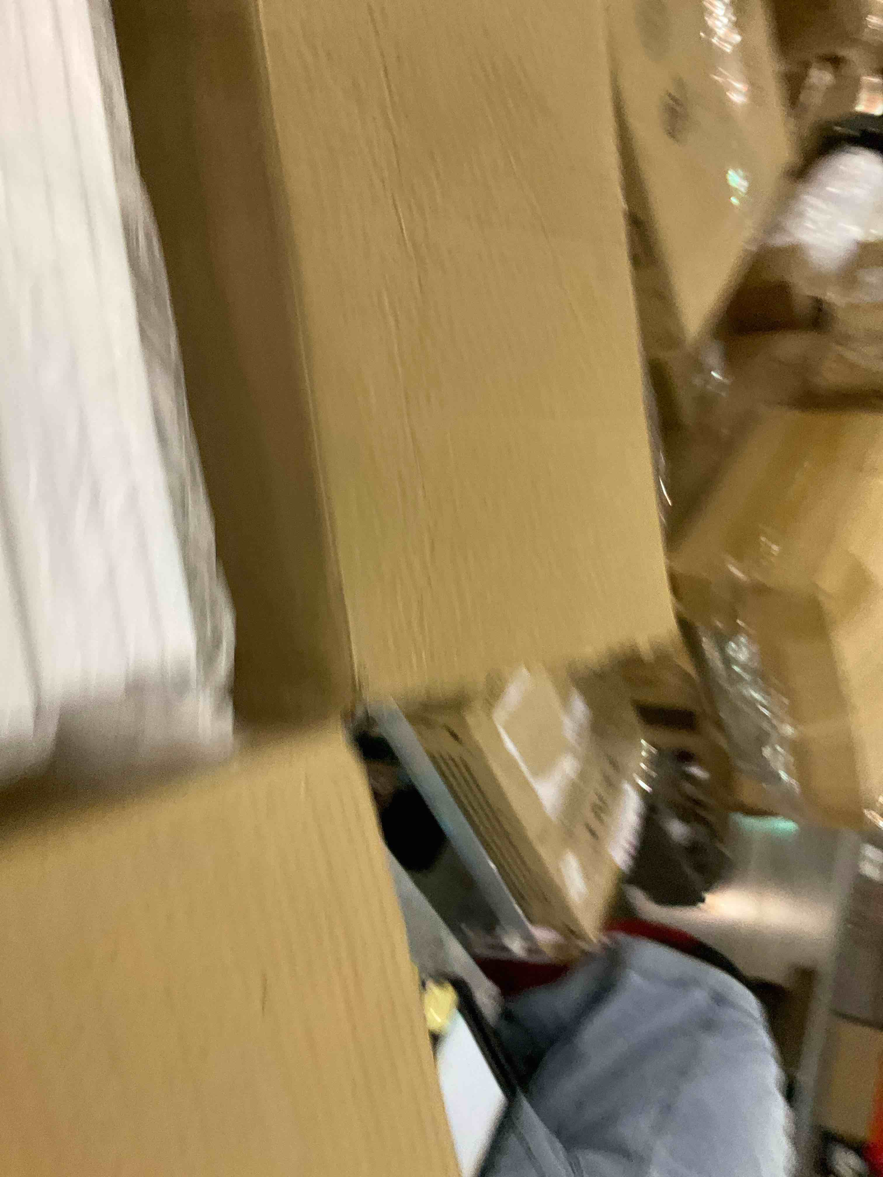 https://s3.amazonaws.com/lotting-images-prod/bidfta/EXS01056218_1704979223446.jpeg