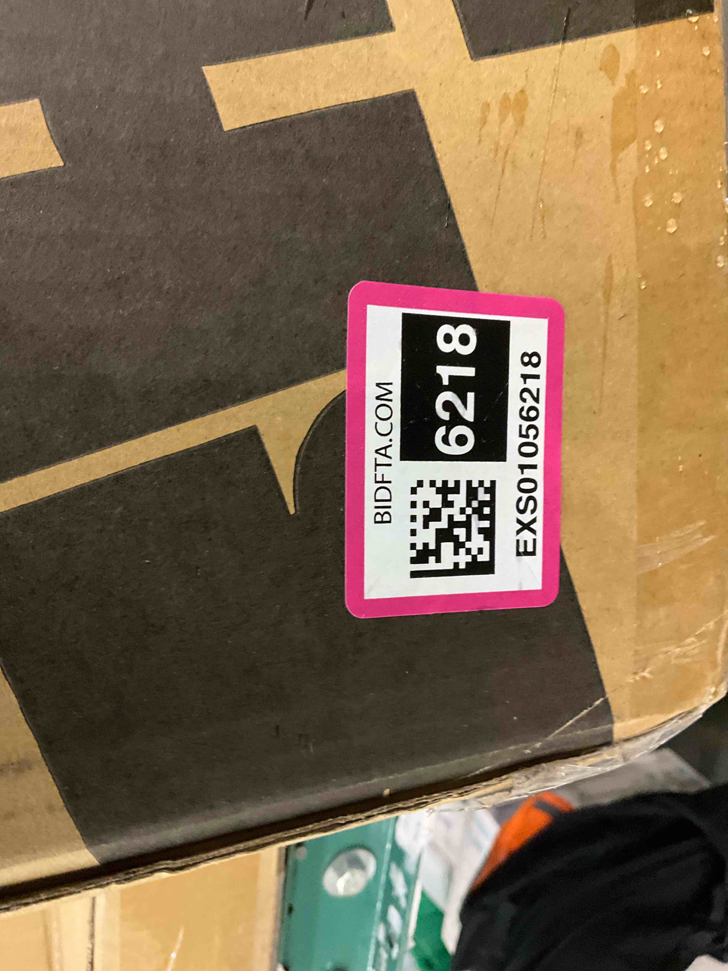 https://s3.amazonaws.com/lotting-images-prod/bidfta/EXS01056218_1704979264835.jpeg