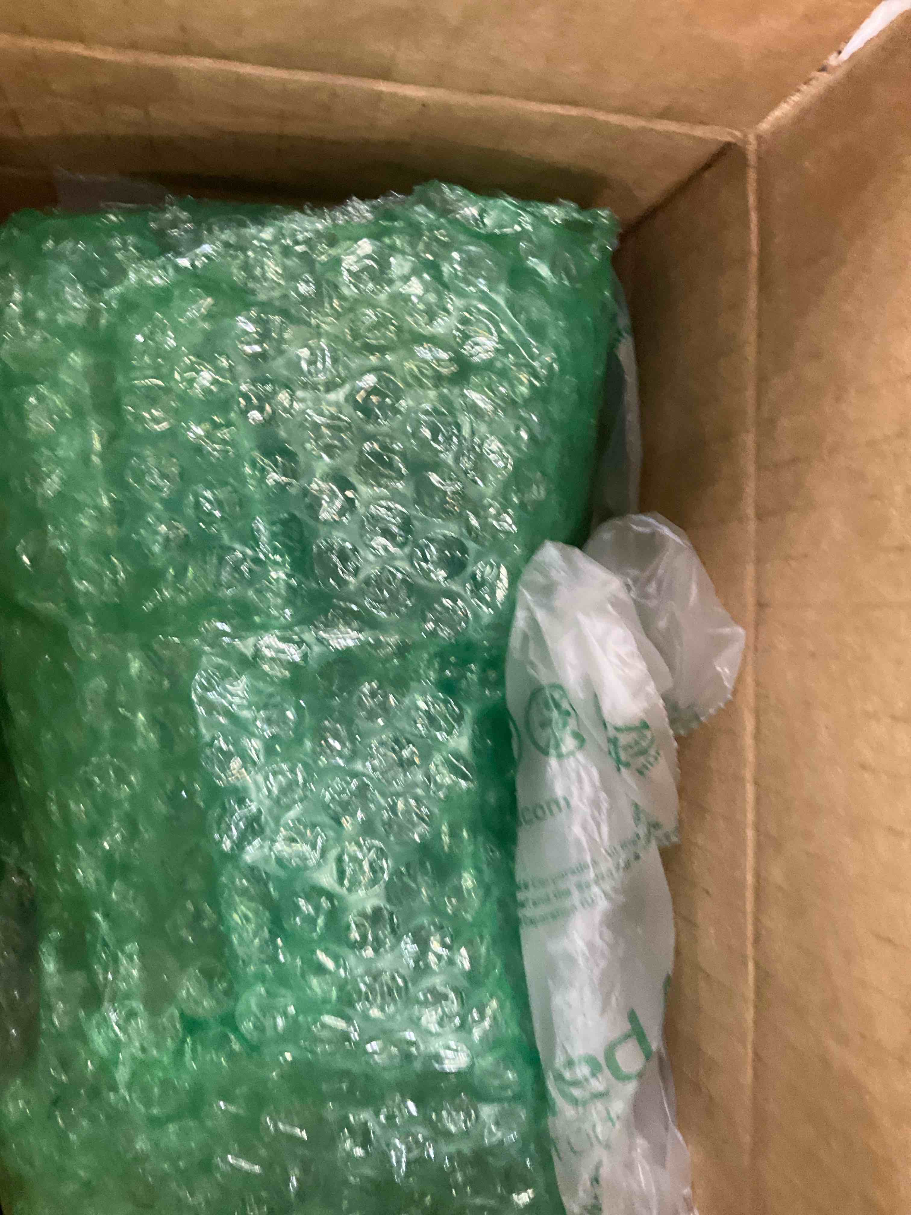 https://s3.amazonaws.com/lotting-images-prod/bidfta/EXS01056266_1704988319283.jpeg