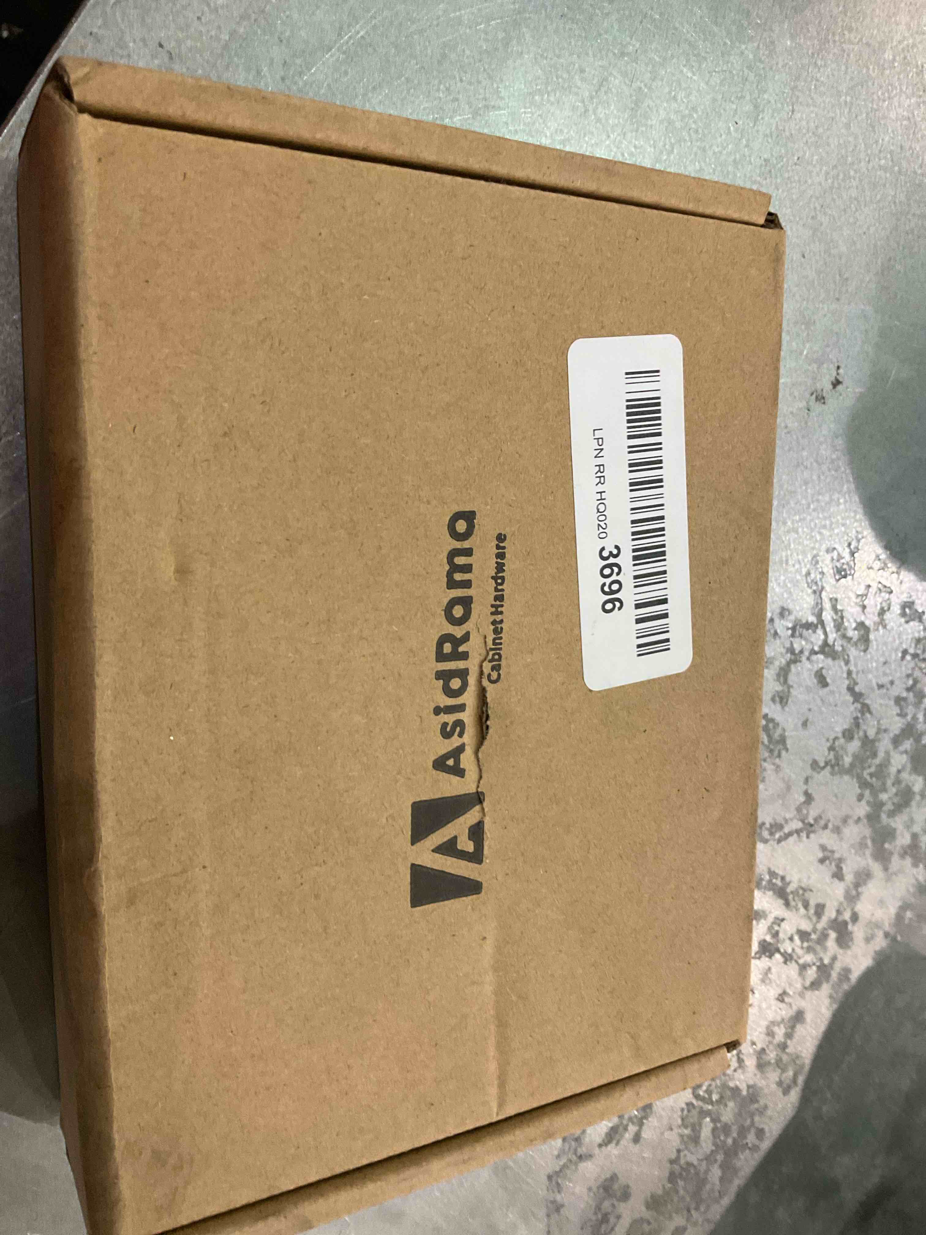 https://s3.amazonaws.com/lotting-images-prod/bidfta/EXS01056551_1704825252267.jpeg