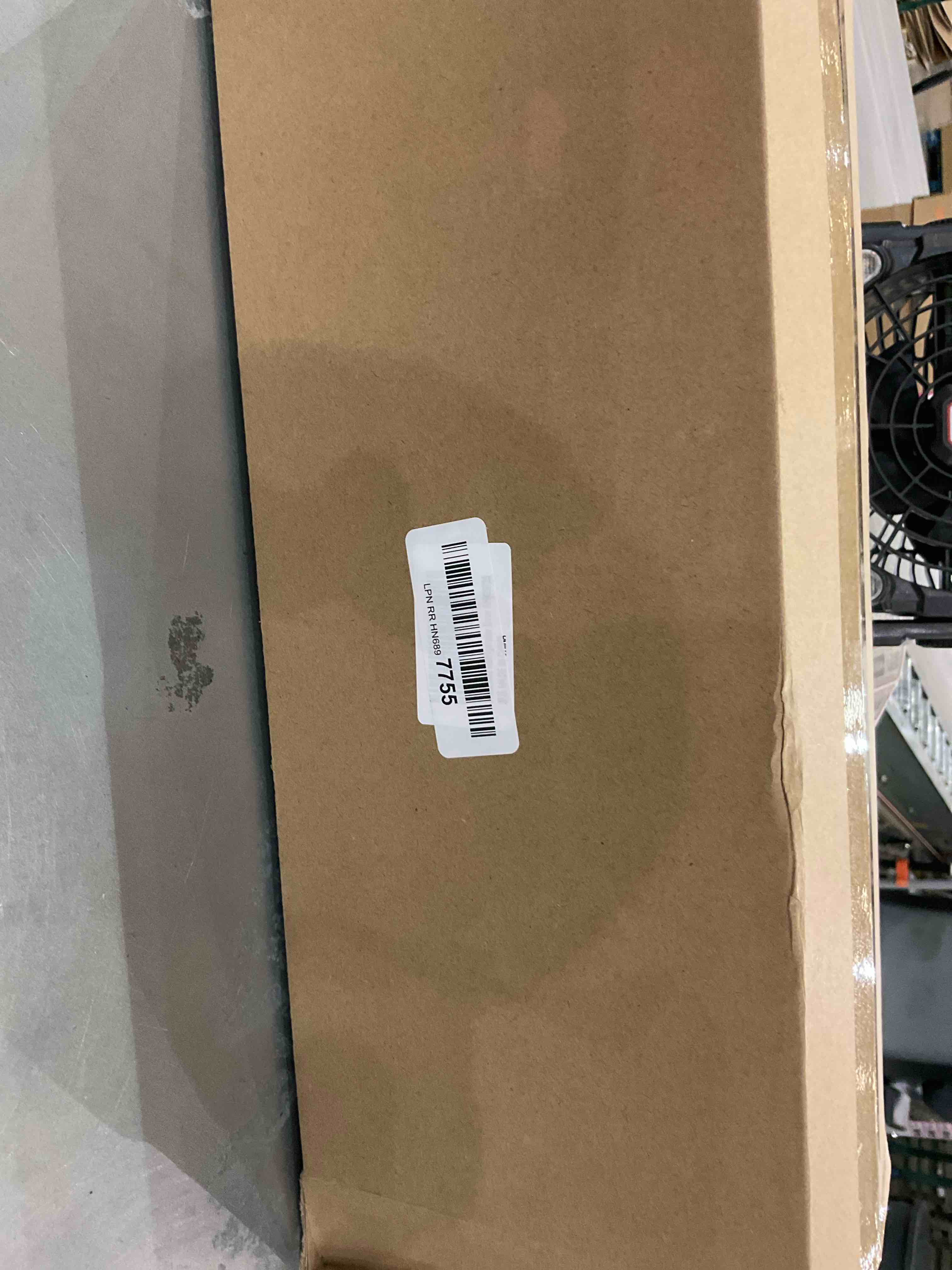 https://s3.amazonaws.com/lotting-images-prod/bidfta/EXS01056618_1704909026315.jpeg