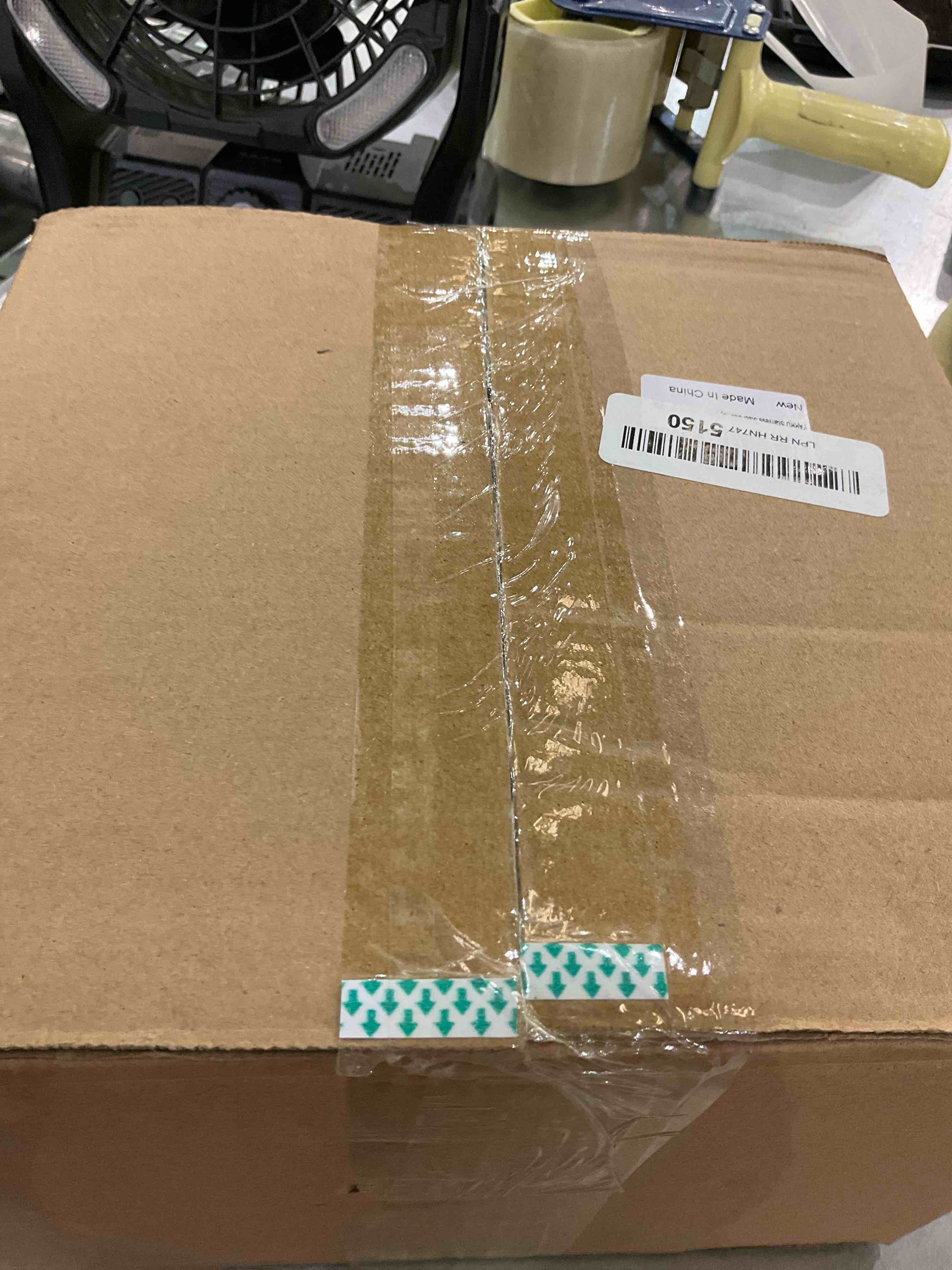 https://s3.amazonaws.com/lotting-images-prod/bidfta/EXS01056630_1704912403221.jpeg