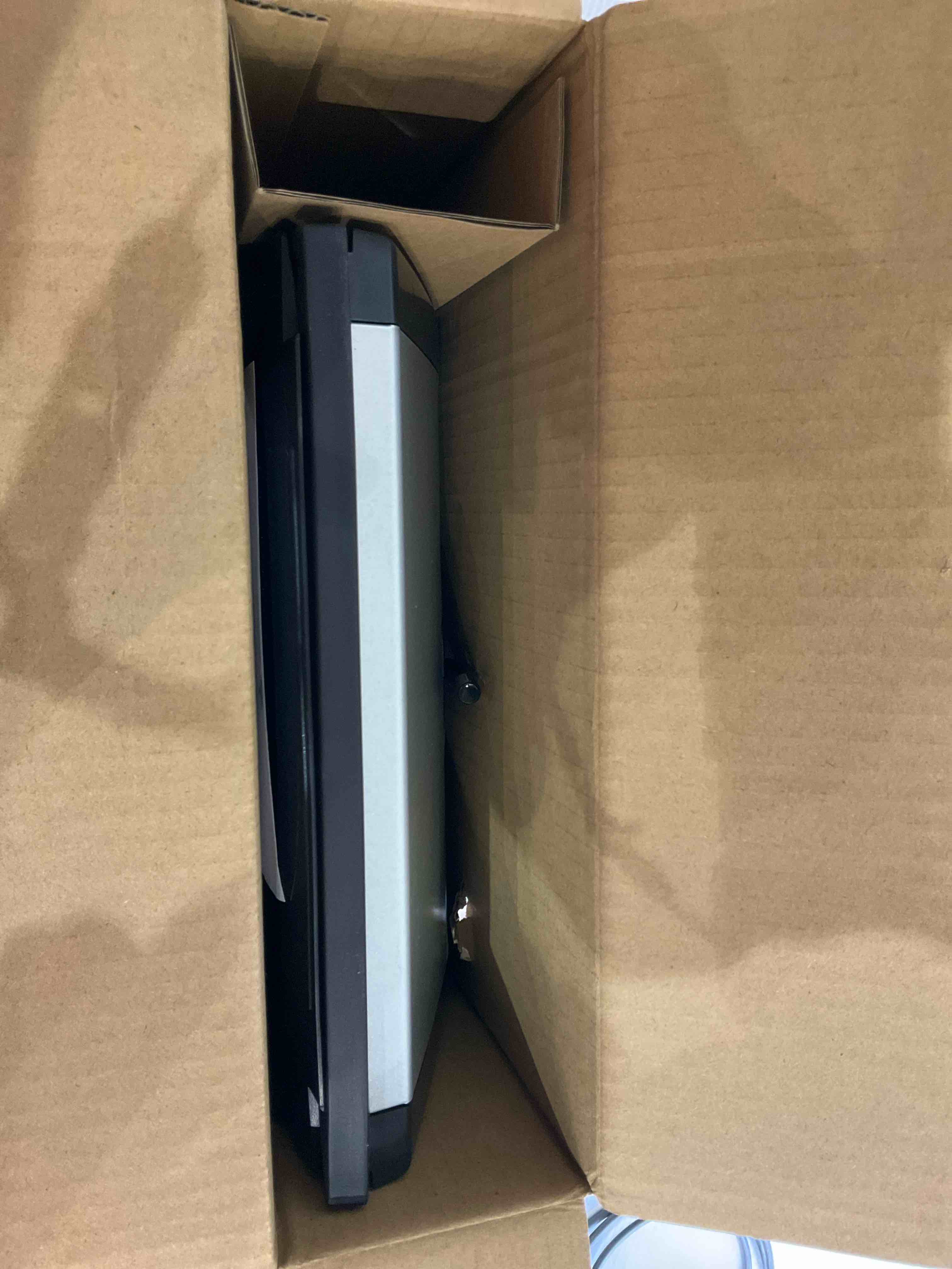 https://s3.amazonaws.com/lotting-images-prod/bidfta/EXS01056994_1706791260185.jpeg