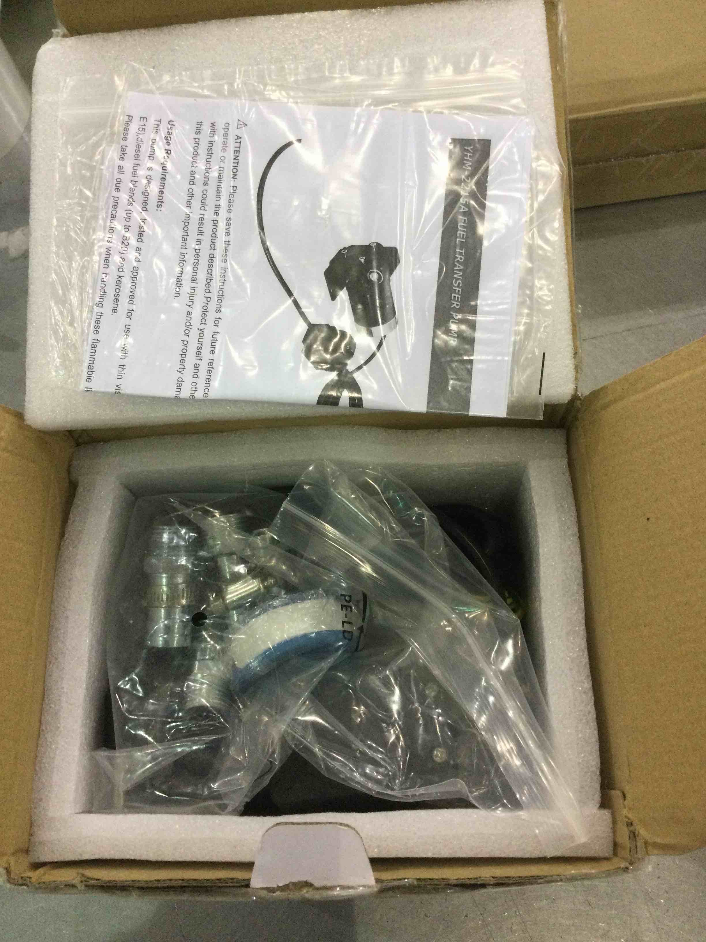 https://s3.amazonaws.com/lotting-images-prod/bidfta/EXS01057060_1705591635183.jpeg