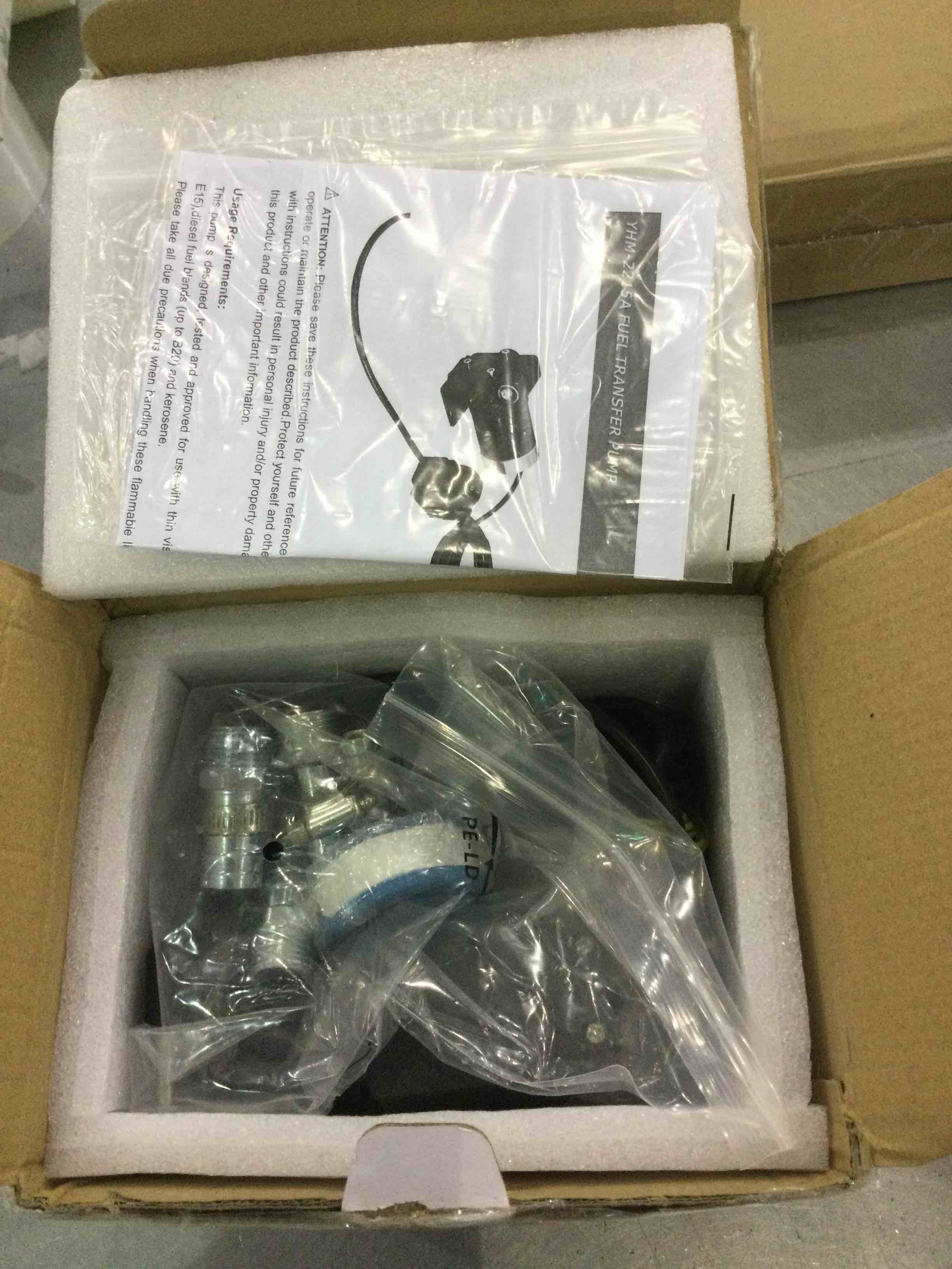 https://s3.amazonaws.com/lotting-images-prod/bidfta/EXS01057060_1705591636828.jpeg