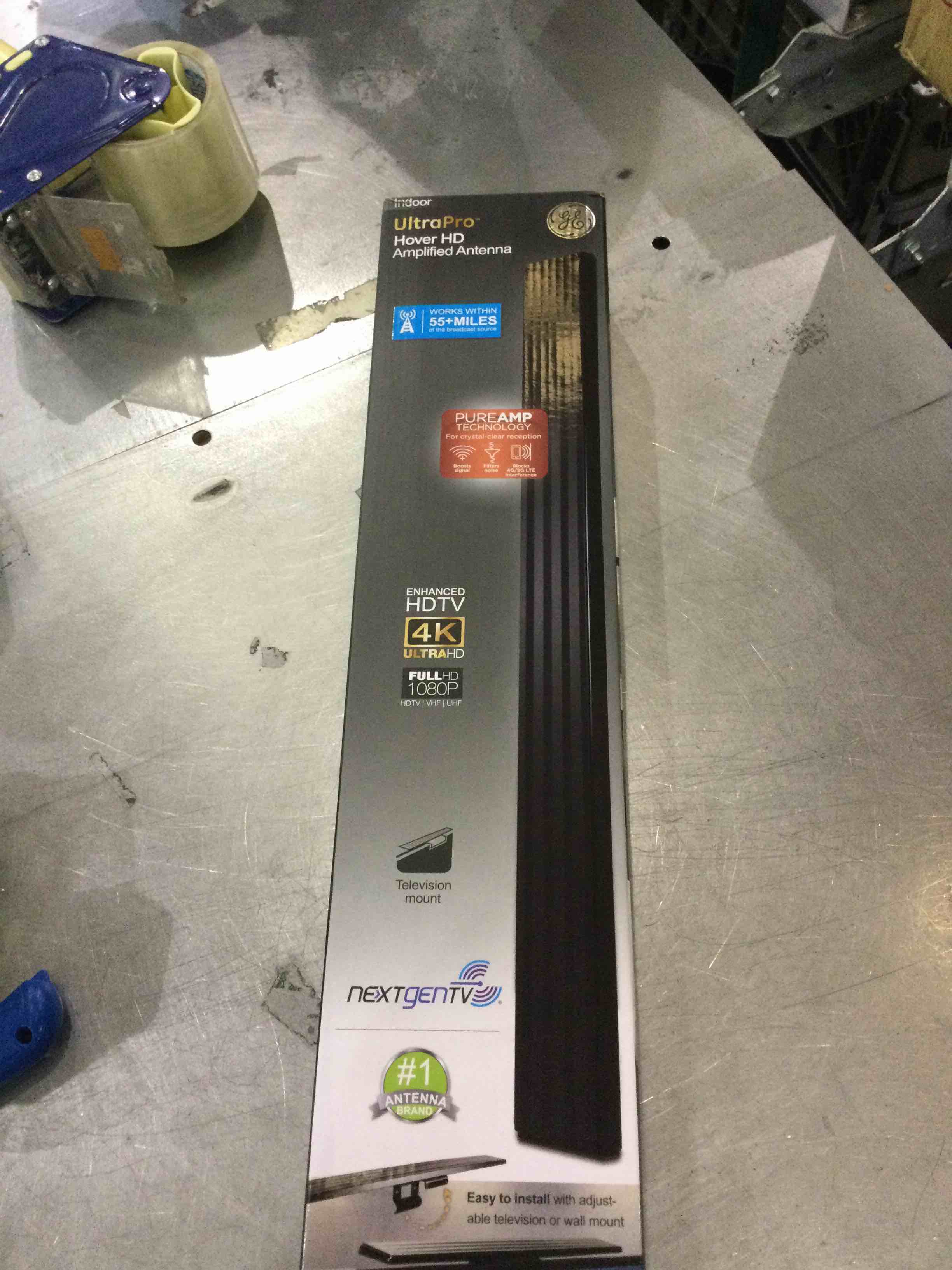 https://s3.amazonaws.com/lotting-images-prod/bidfta/EXS01057488_1706041416220.jpeg