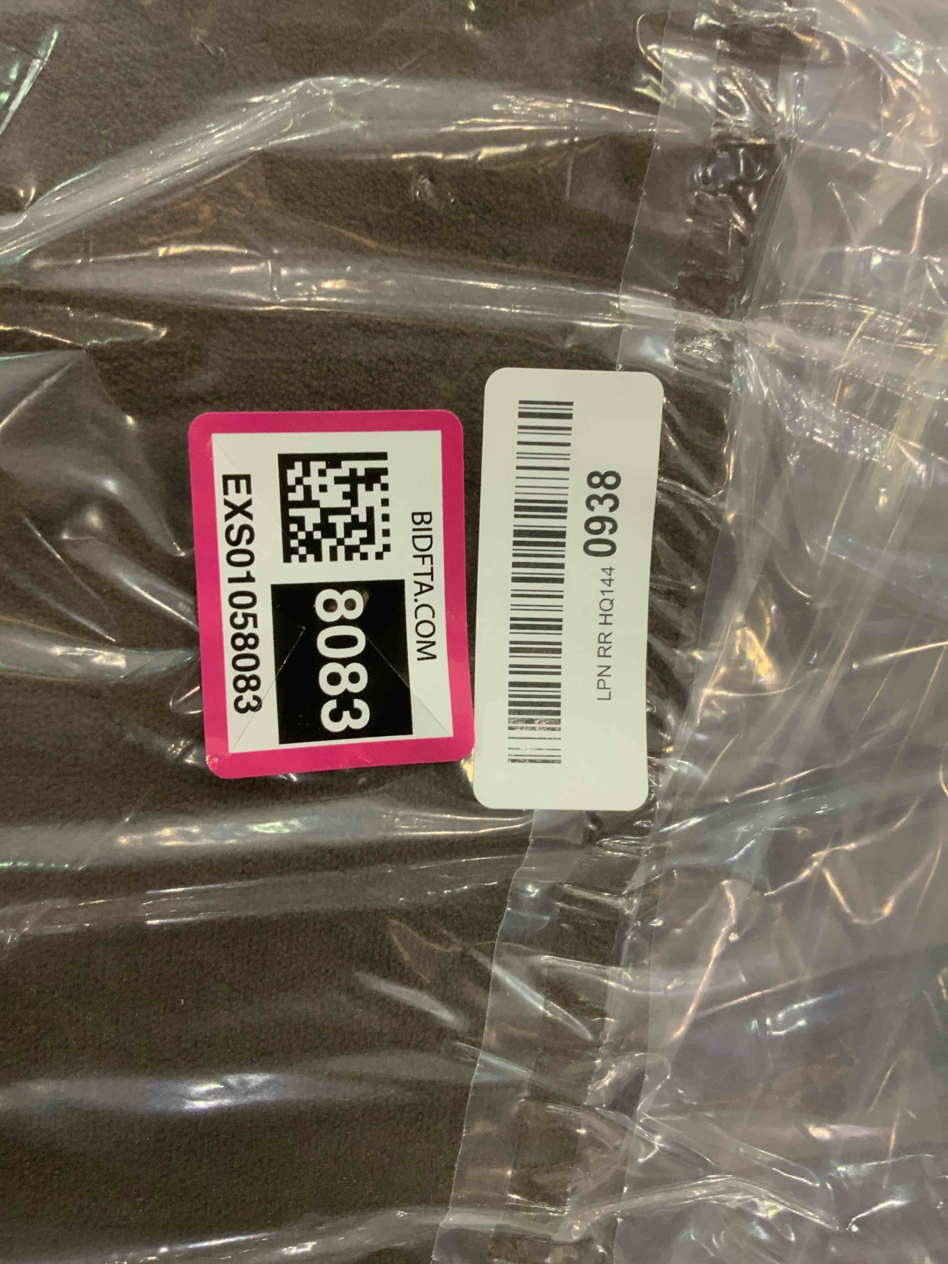 https://s3.amazonaws.com/lotting-images-prod/bidfta/EXS01058083_1704813993456.jpeg