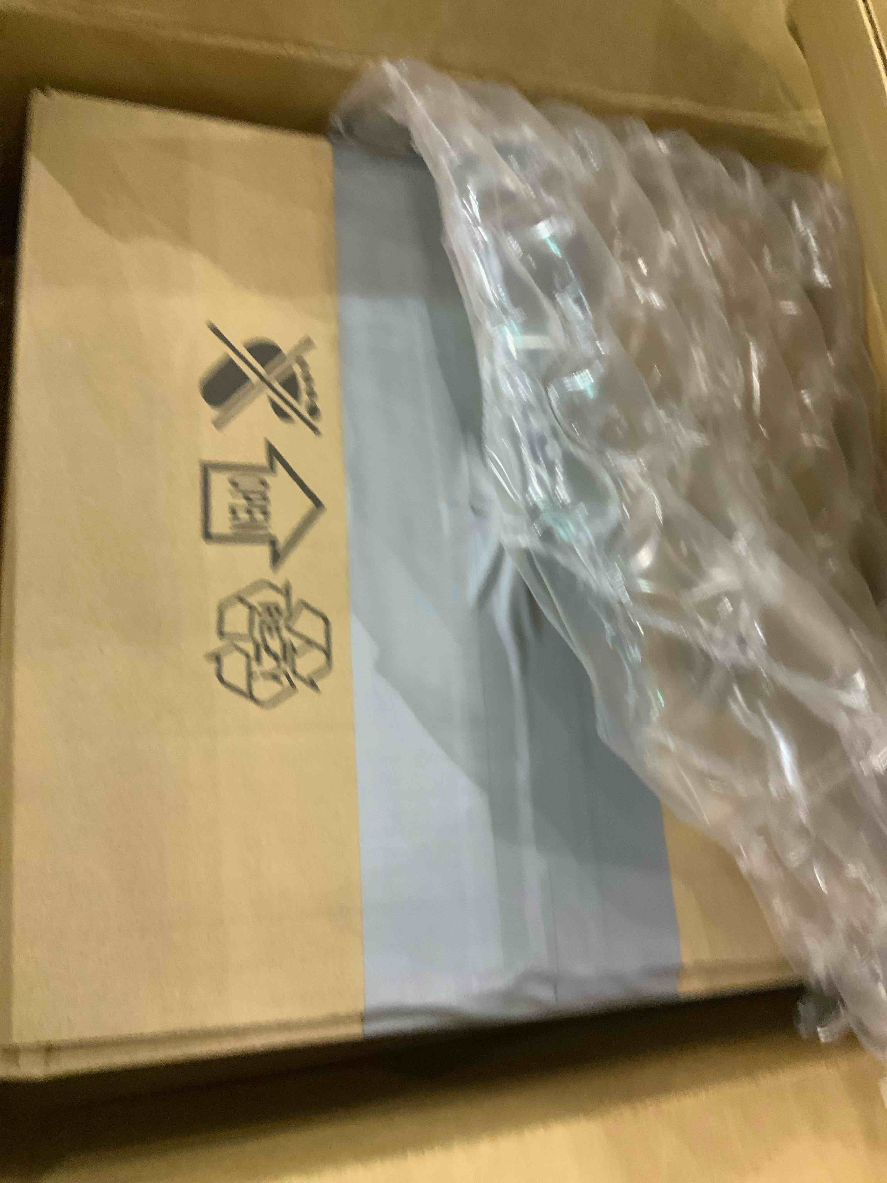 https://s3.amazonaws.com/lotting-images-prod/bidfta/EXS01058313_1706112591911.jpeg