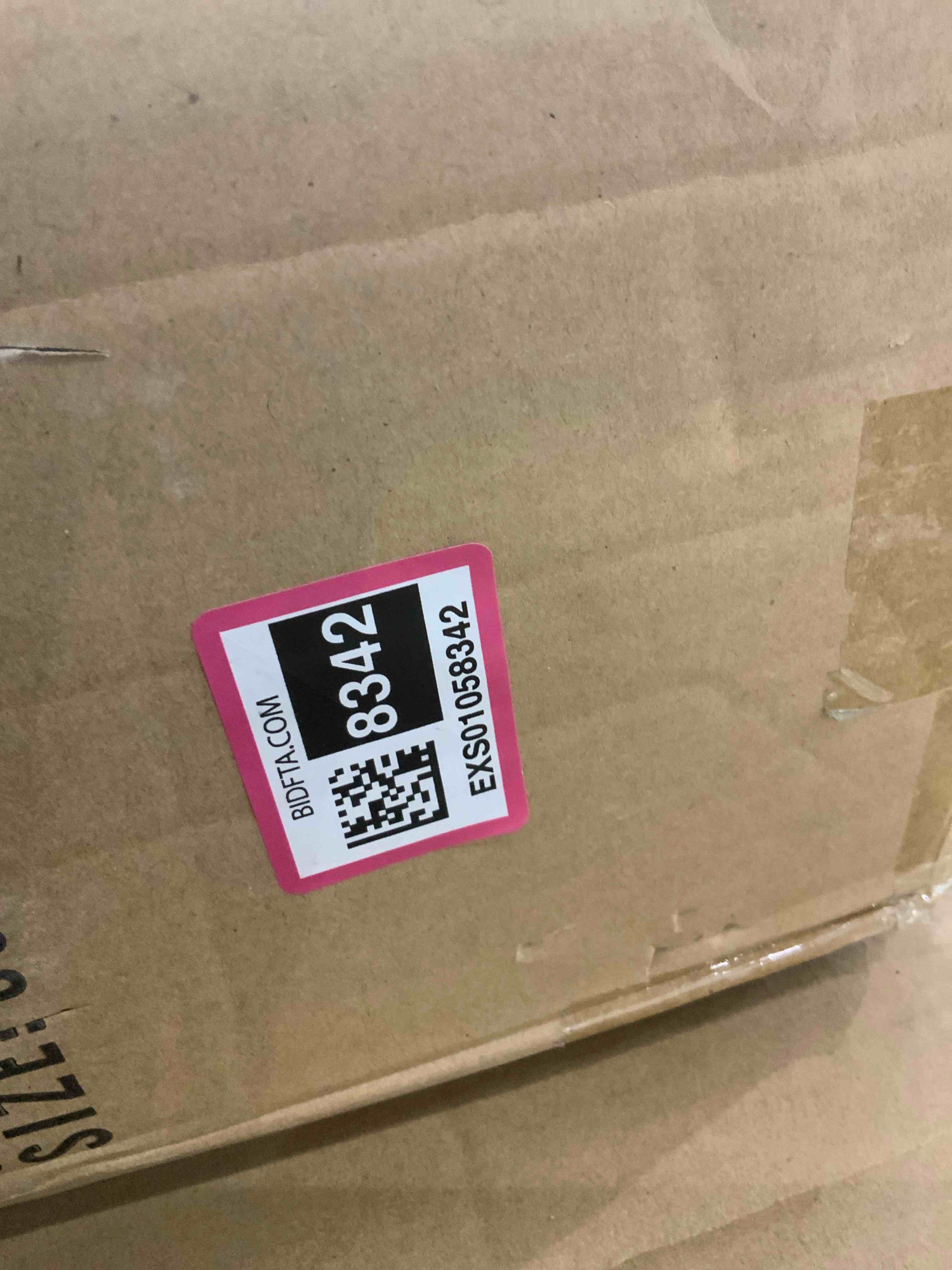 https://s3.amazonaws.com/lotting-images-prod/bidfta/EXS01058342_1706185656948.jpeg