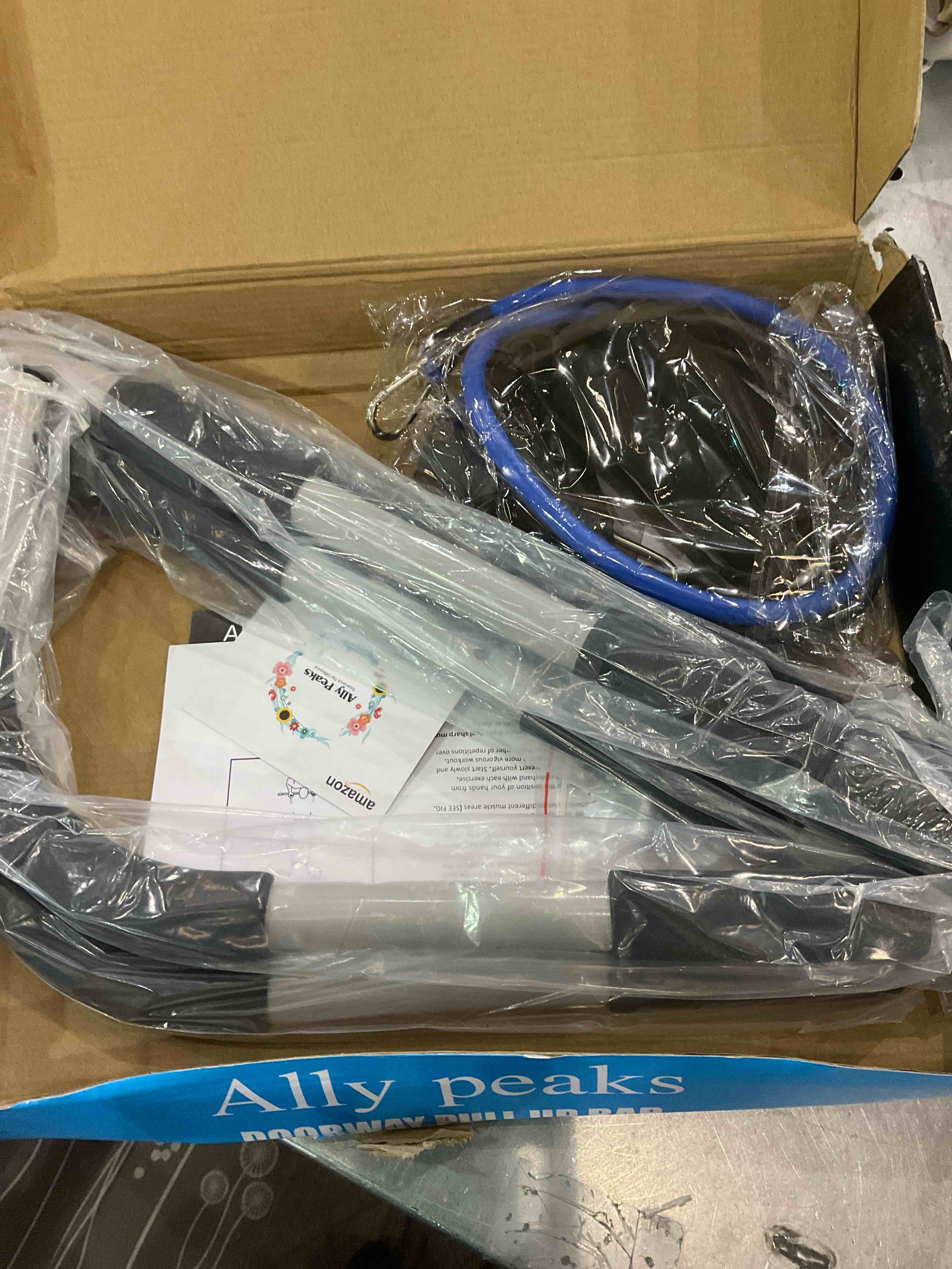 https://s3.amazonaws.com/lotting-images-prod/bidfta/EXS01058593_1705588110648.jpeg