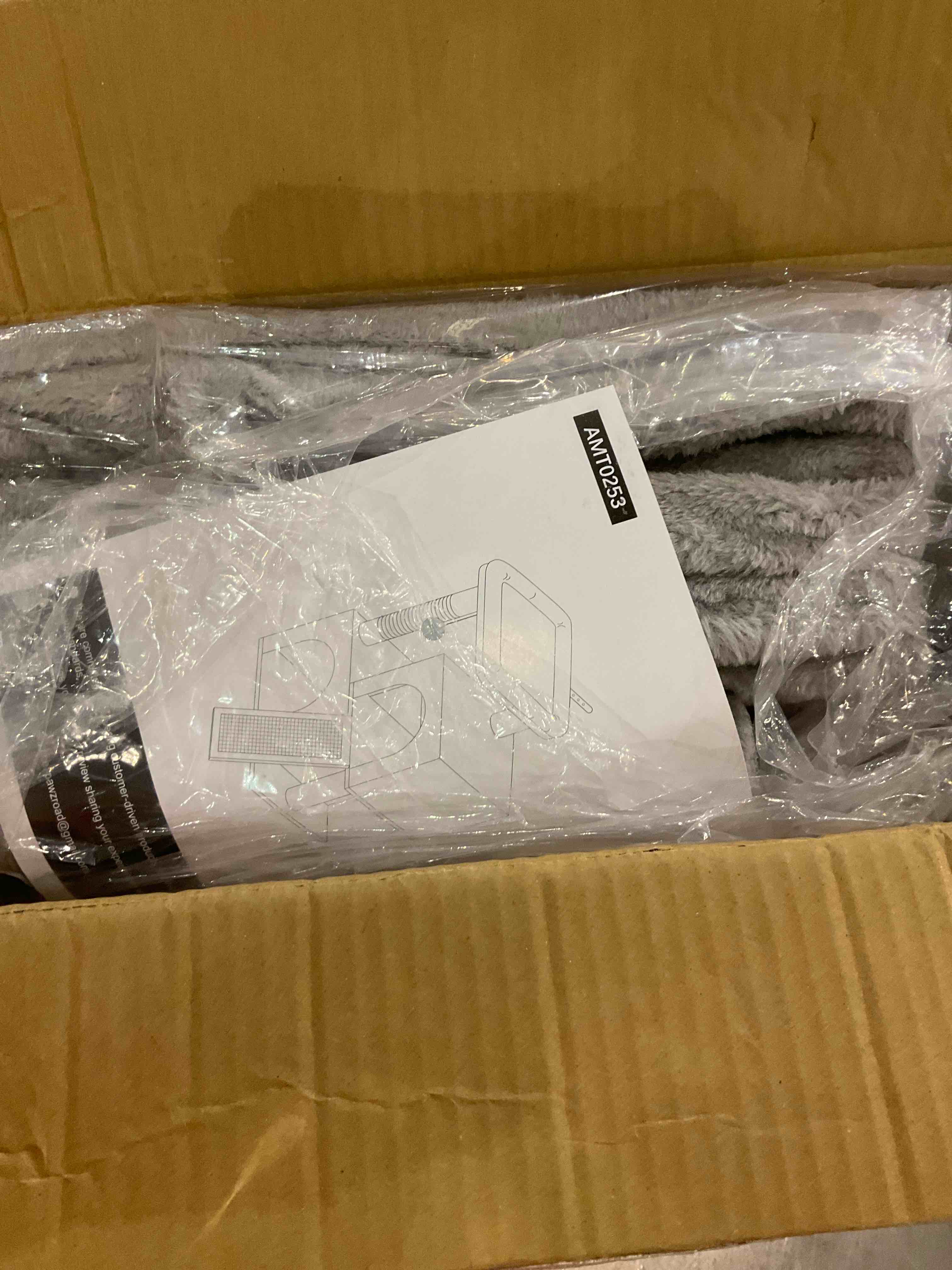 https://s3.amazonaws.com/lotting-images-prod/bidfta/EXS01058614_1705591042691.jpeg