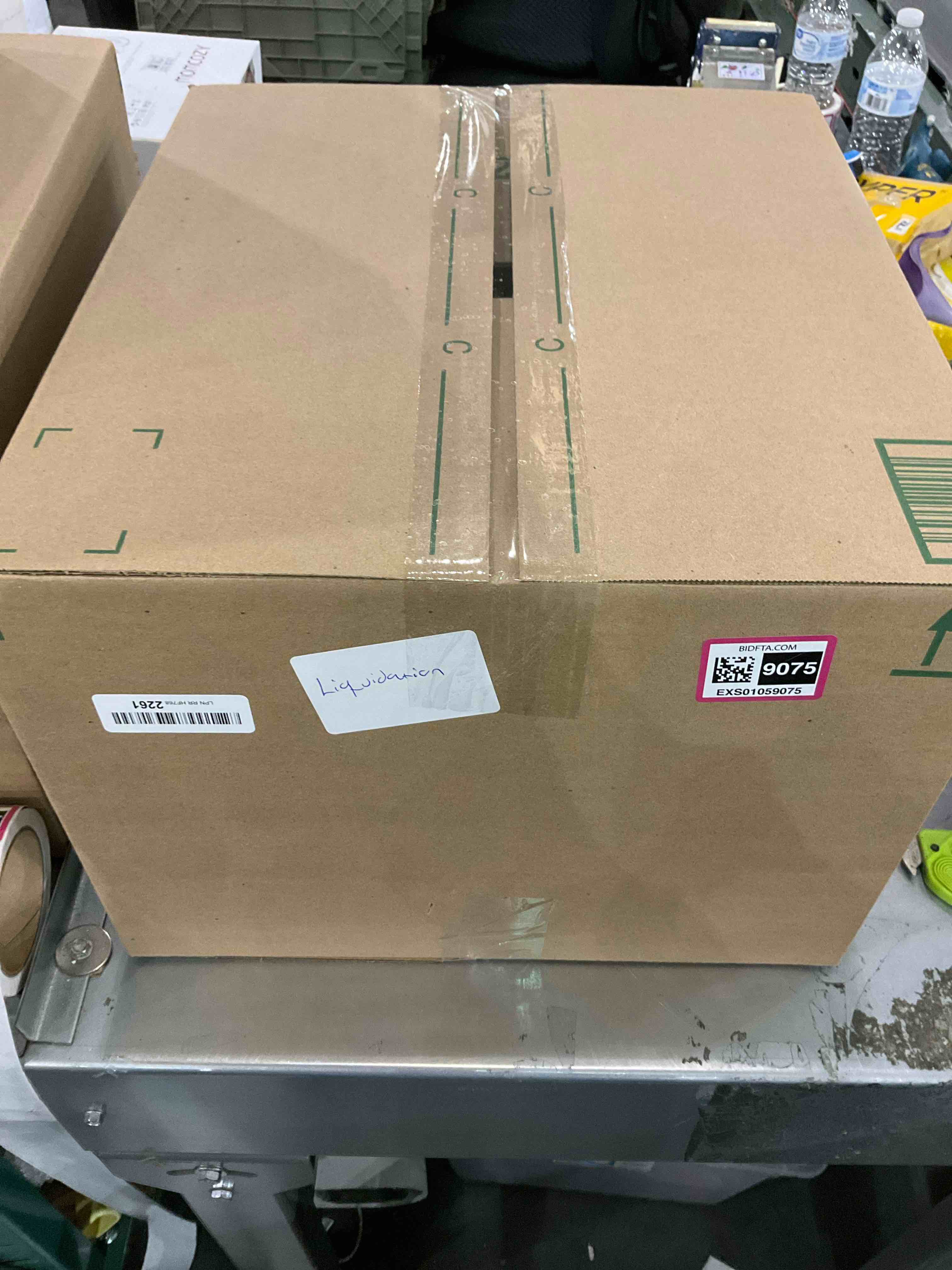 https://s3.amazonaws.com/lotting-images-prod/bidfta/EXS01059075_1704834721261.jpeg