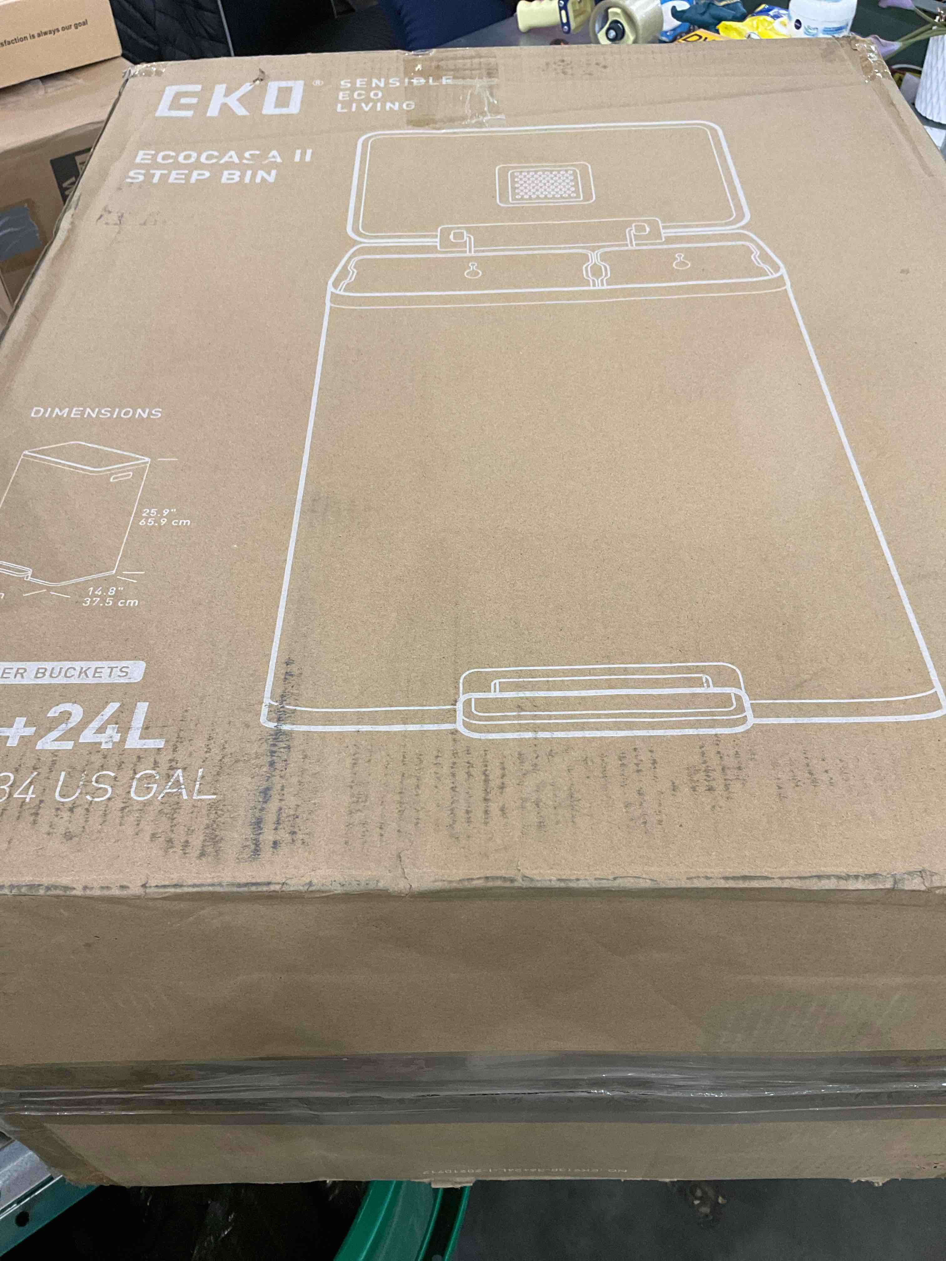 https://s3.amazonaws.com/lotting-images-prod/bidfta/EXS01059160_1704911742906.jpeg