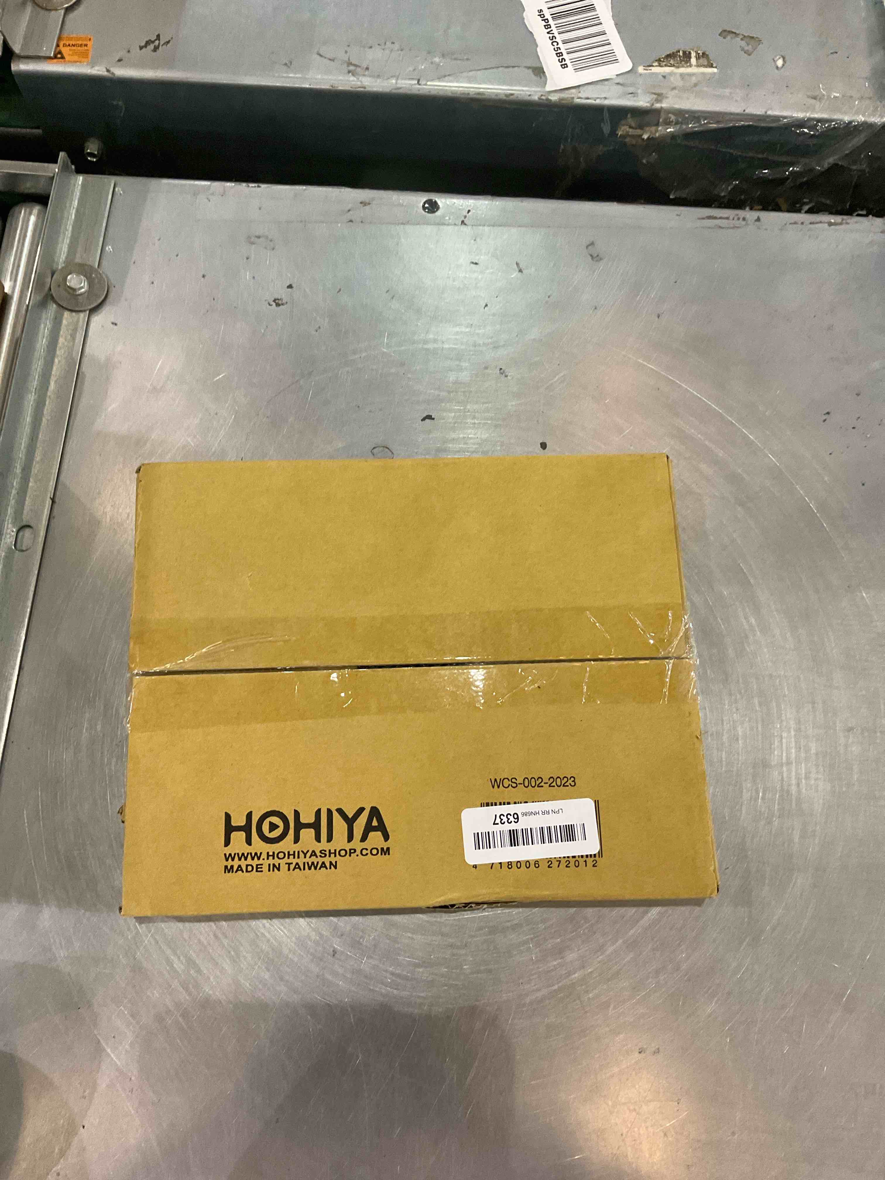 https://s3.amazonaws.com/lotting-images-prod/bidfta/EXS01059241_1704985521416.jpeg