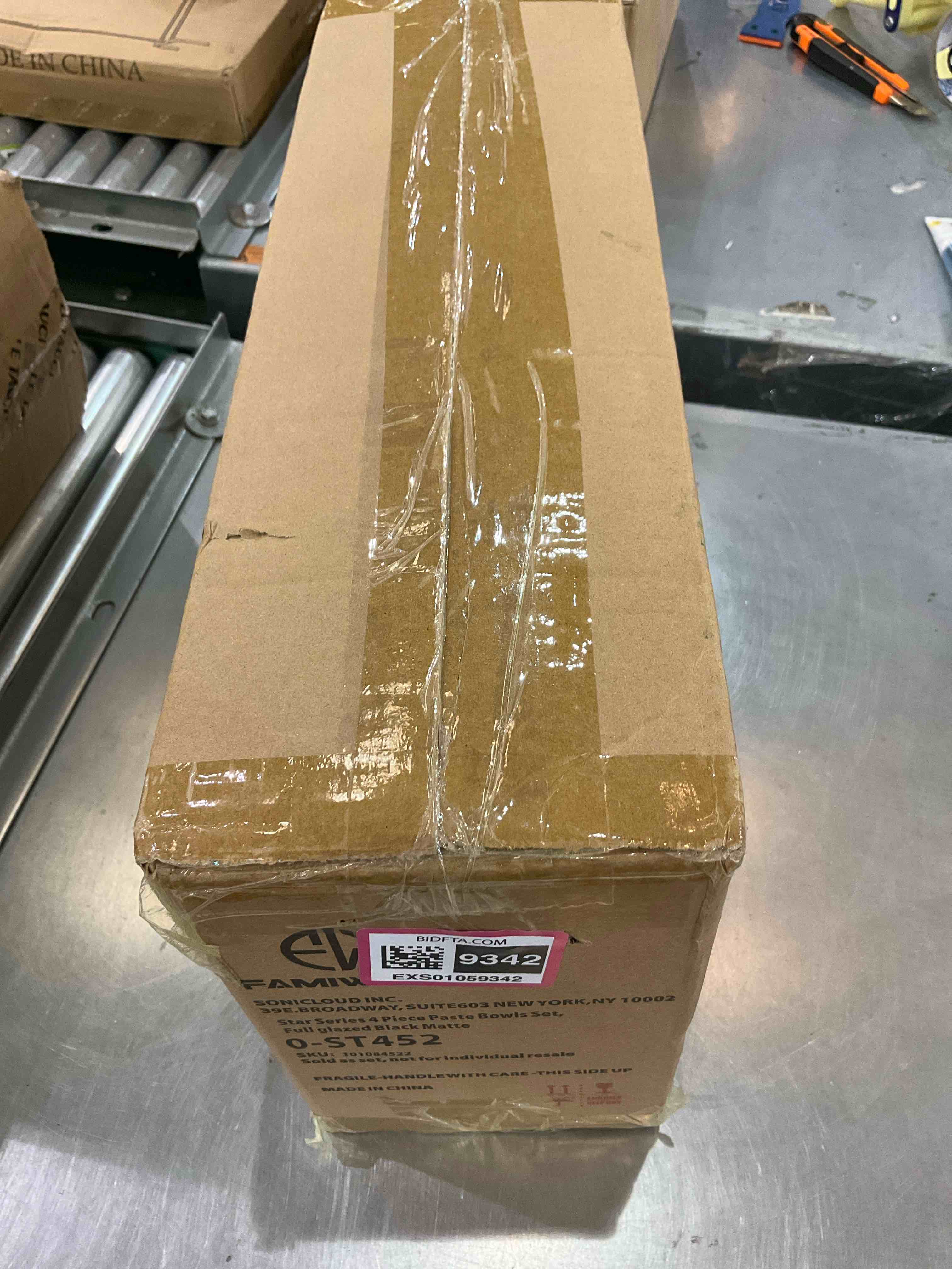 https://s3.amazonaws.com/lotting-images-prod/bidfta/EXS01059342_1704998565161.jpeg
