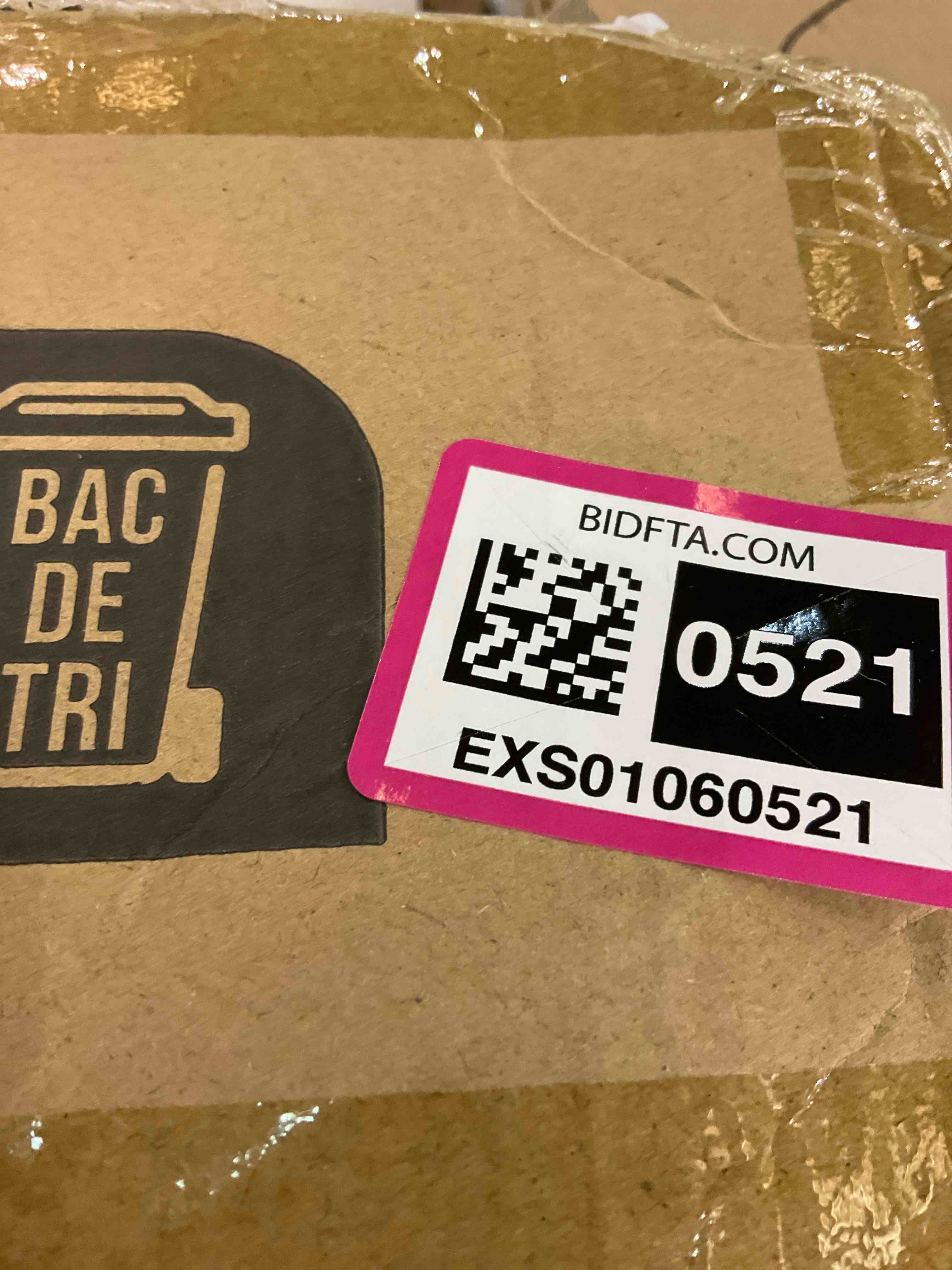 https://s3.amazonaws.com/lotting-images-prod/bidfta/EXS01060521_1706726272328.jpeg