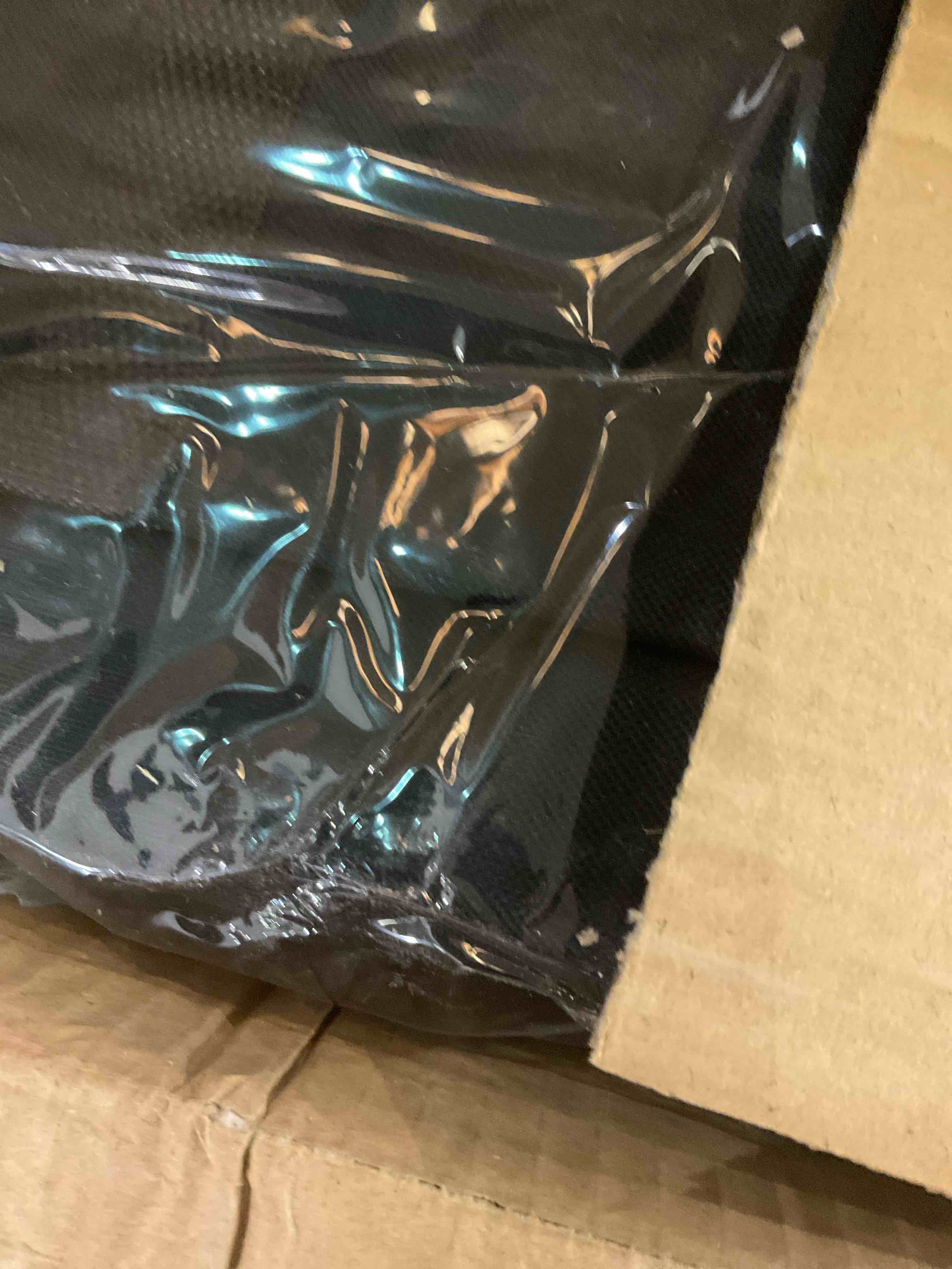 https://s3.amazonaws.com/lotting-images-prod/bidfta/EXS01060933_1707231195930.jpeg