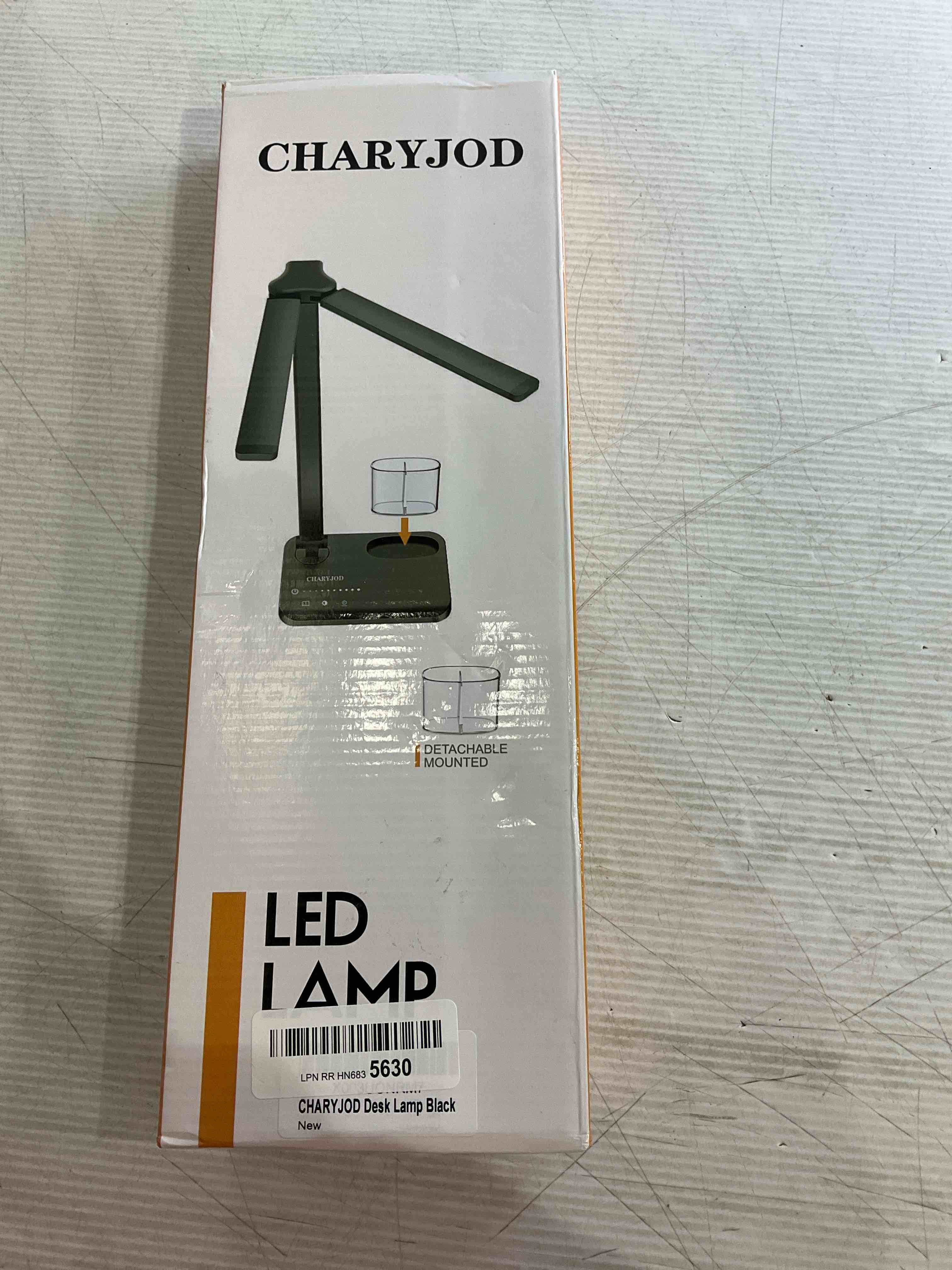 https://s3.amazonaws.com/lotting-images-prod/bidfta/EXS01069001_1706792818344.jpeg