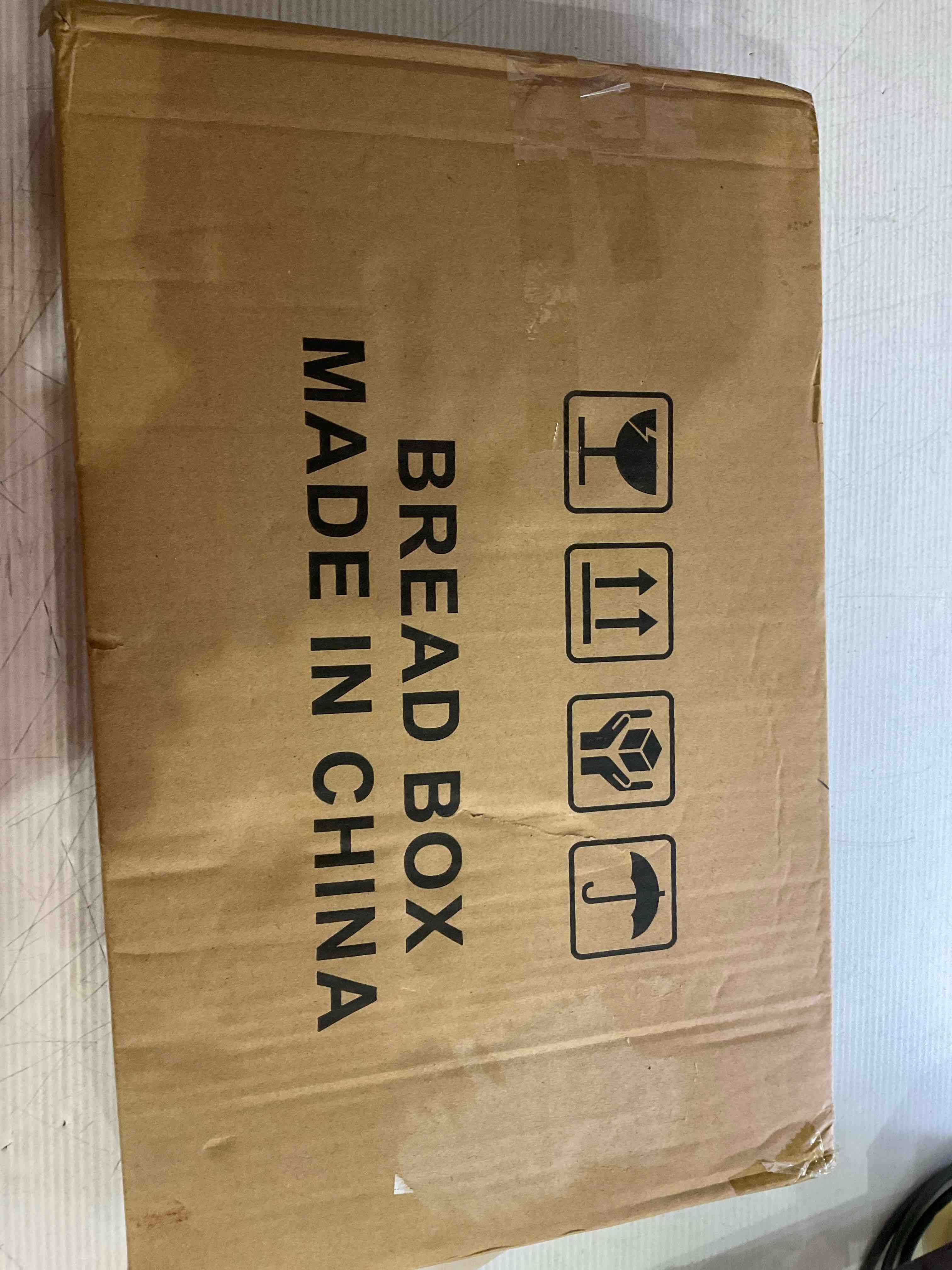 https://s3.amazonaws.com/lotting-images-prod/bidfta/EXS01069007_1706793645119.jpeg