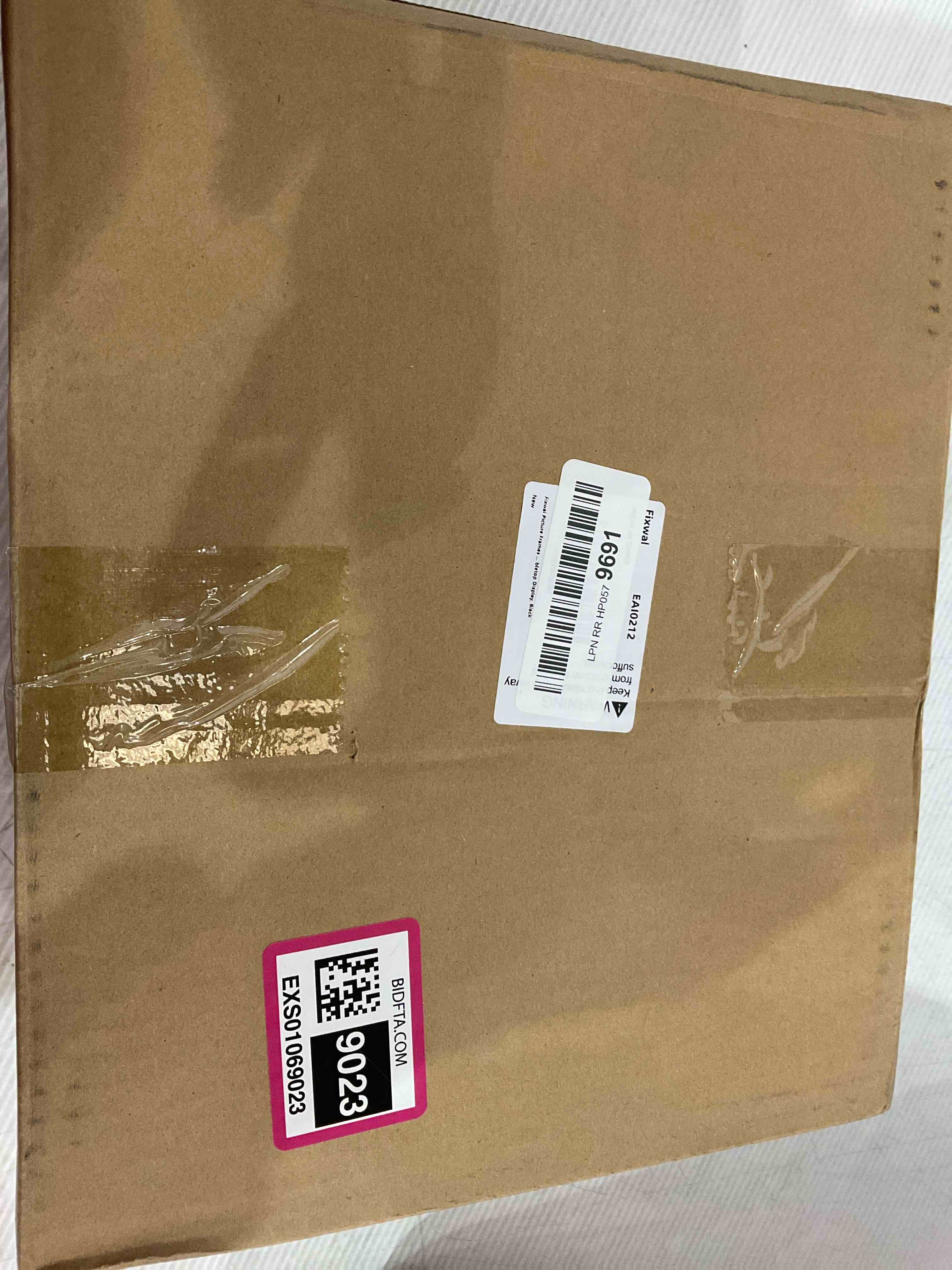 https://s3.amazonaws.com/lotting-images-prod/bidfta/EXS01069023_1706797823550.jpeg
