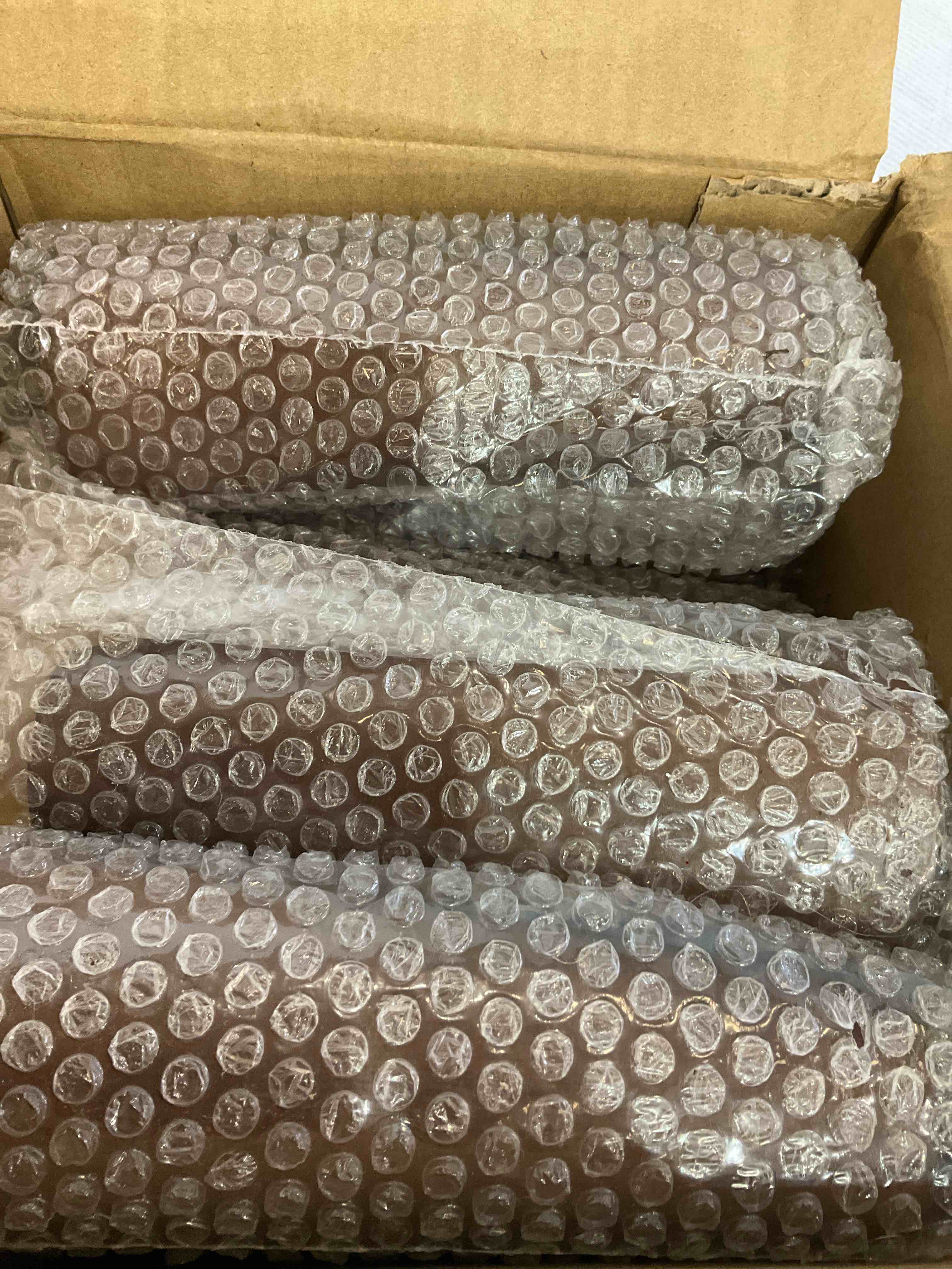 https://s3.amazonaws.com/lotting-images-prod/bidfta/EXS01069039_1706801117556.jpeg