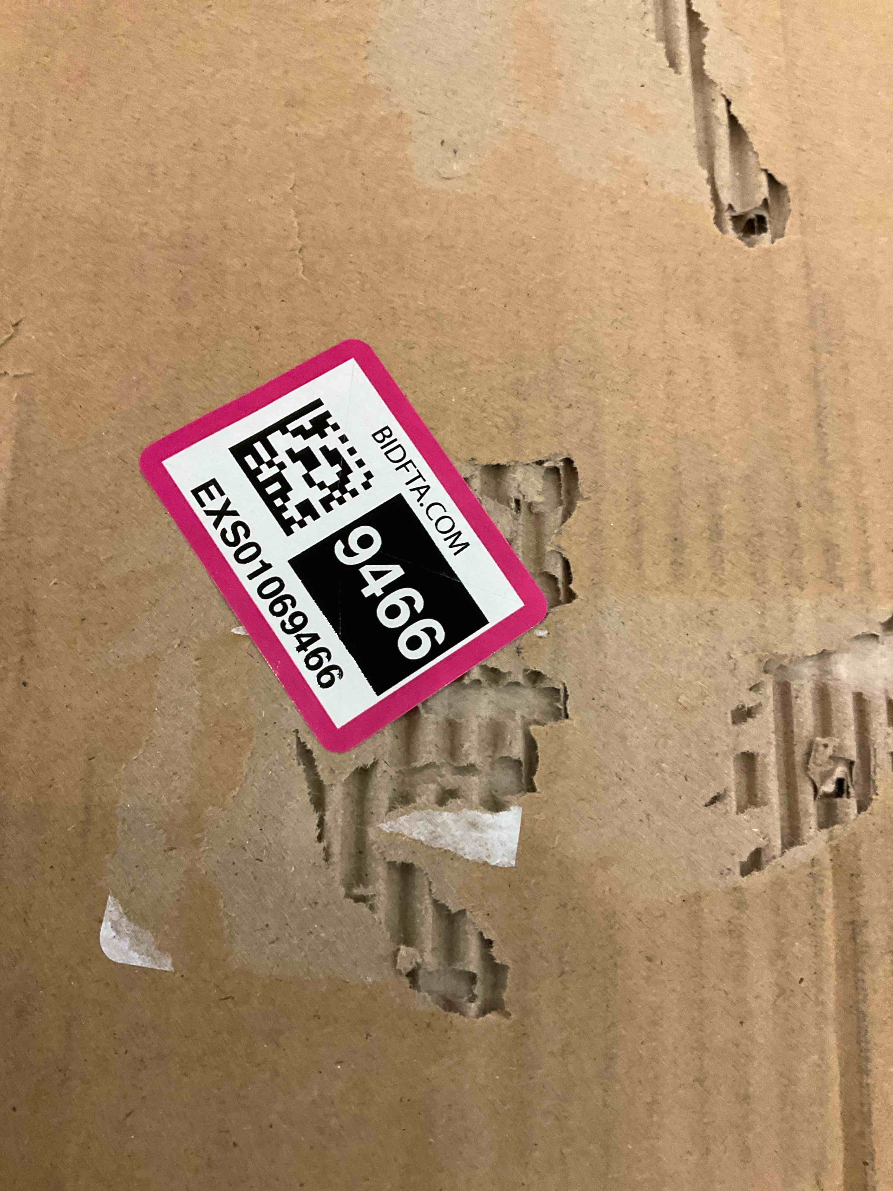 https://s3.amazonaws.com/lotting-images-prod/bidfta/EXS01069466_1707850249492.jpeg
