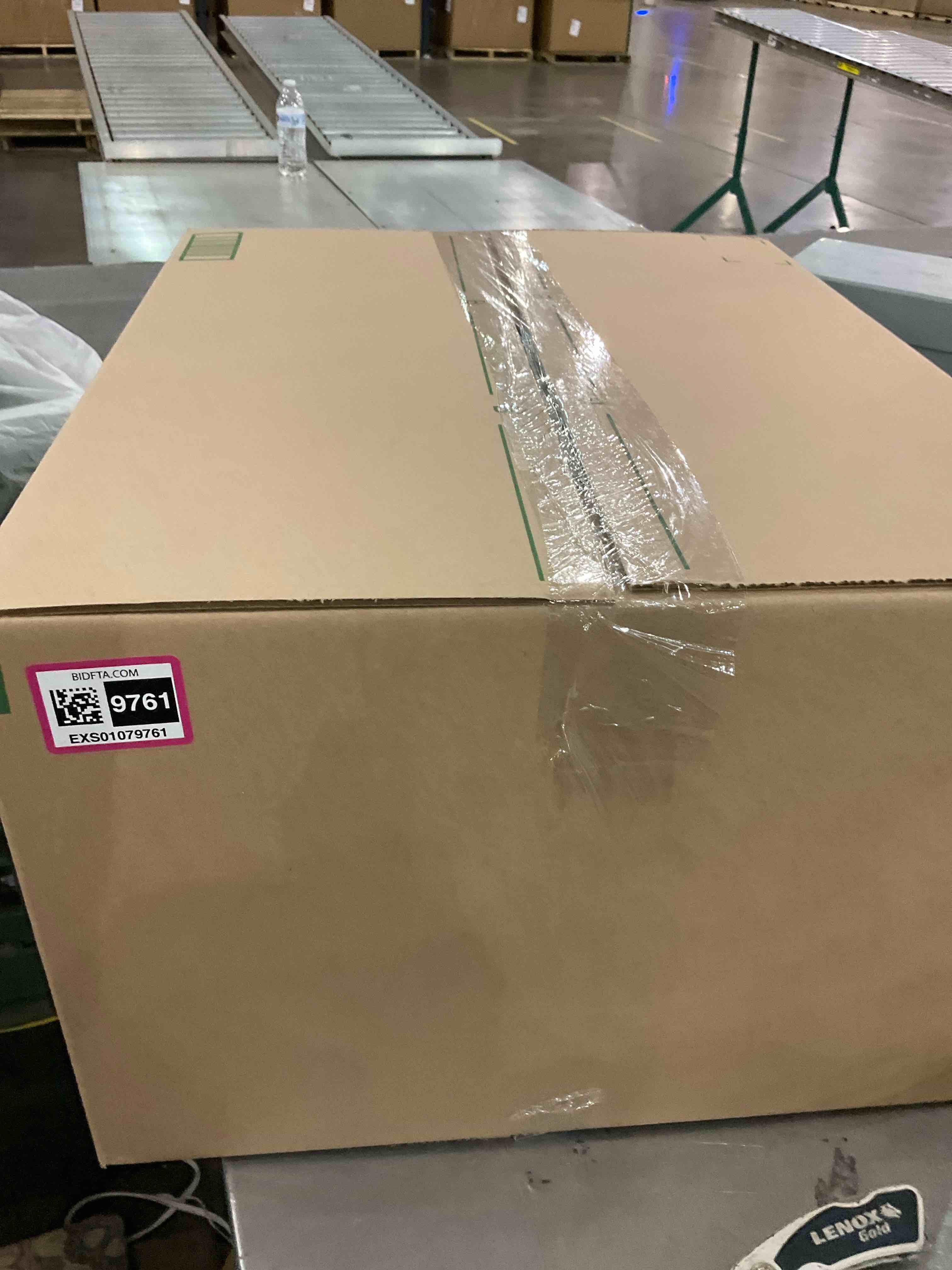 https://s3.amazonaws.com/lotting-images-prod/bidfta/EXS01079761_1706198918182.jpeg