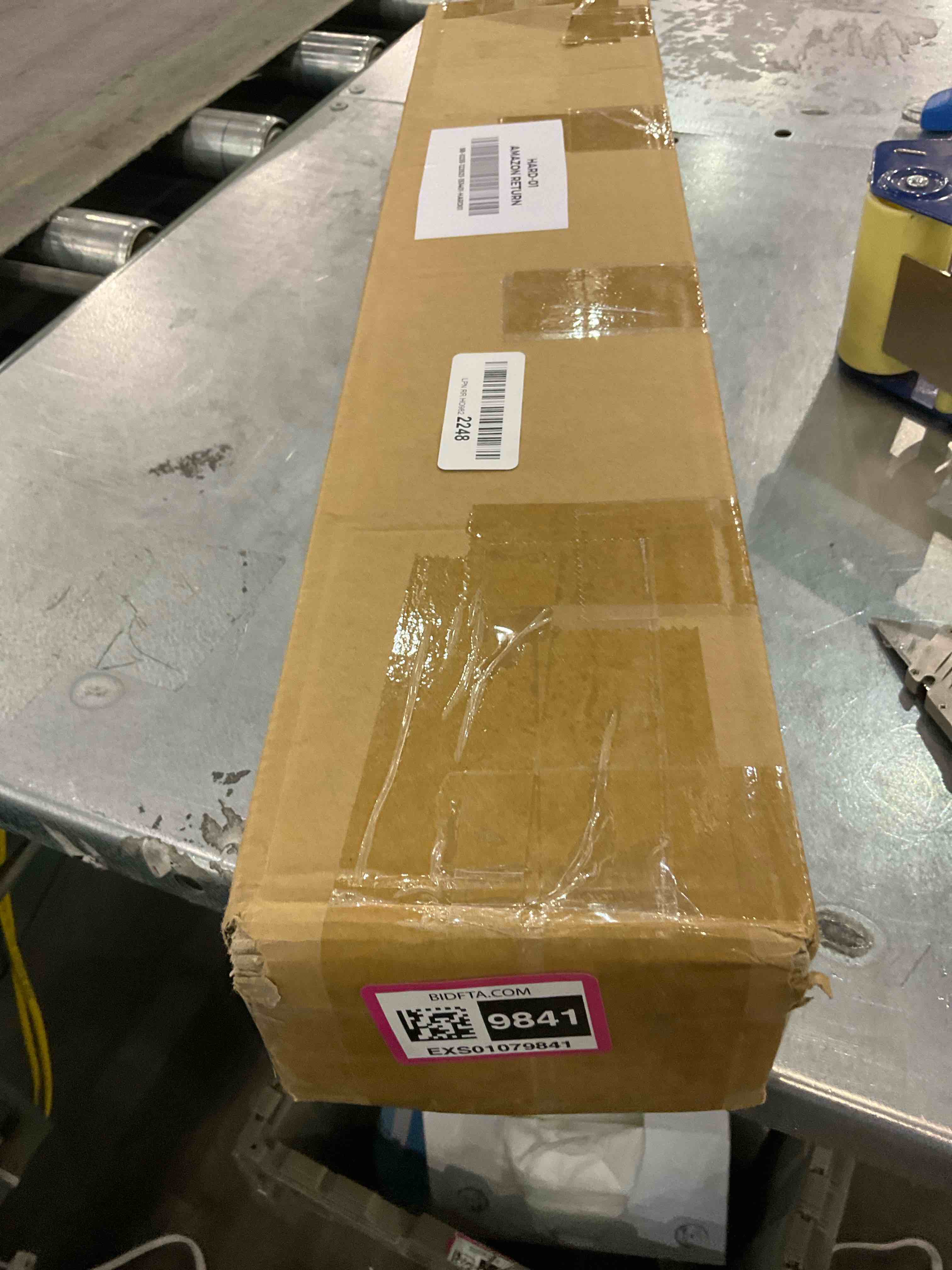 https://s3.amazonaws.com/lotting-images-prod/bidfta/EXS01079841_1706212011075.jpeg