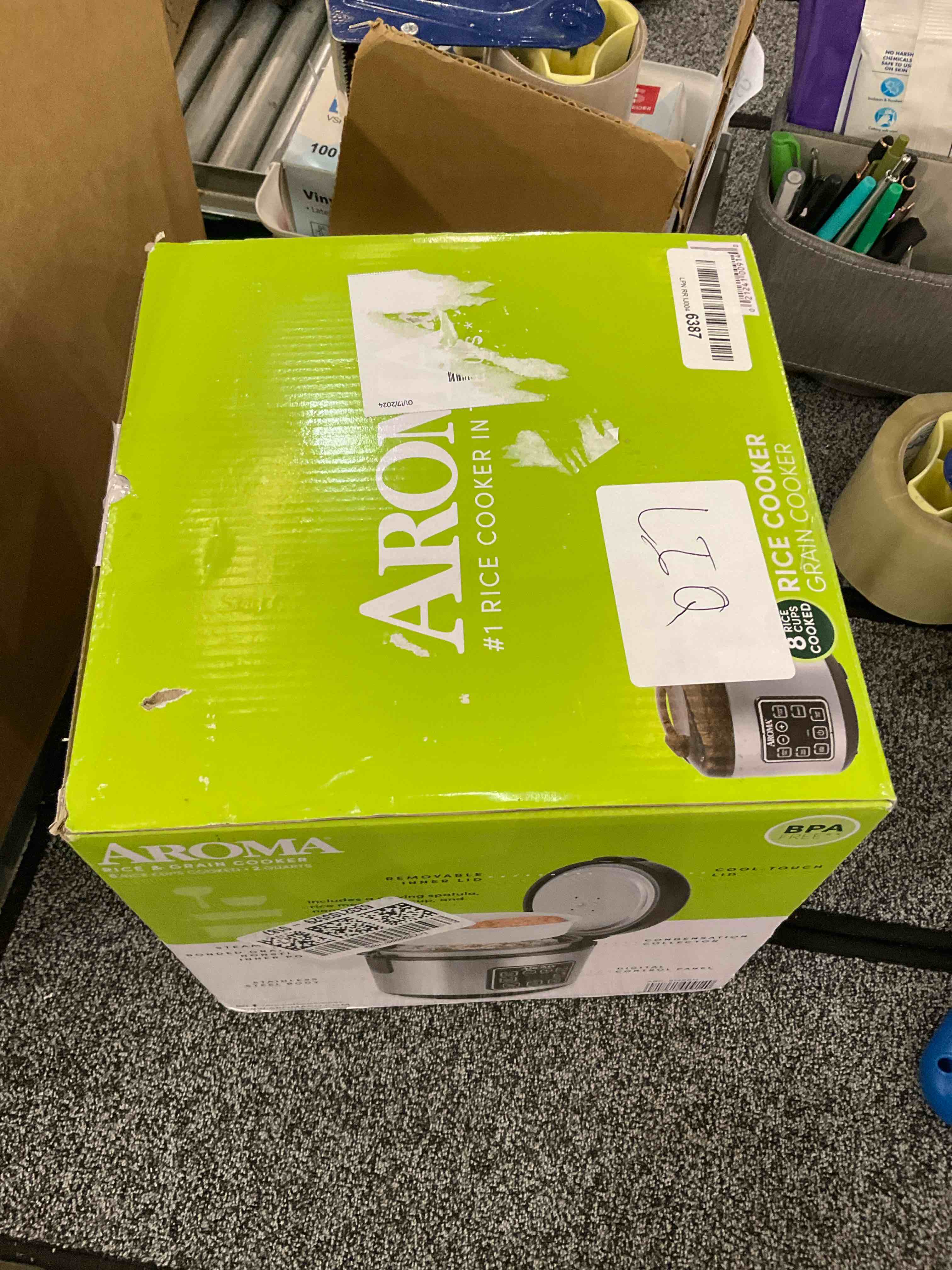 https://s3.amazonaws.com/lotting-images-prod/bidfta/EXS01081248_1708357357060.jpeg