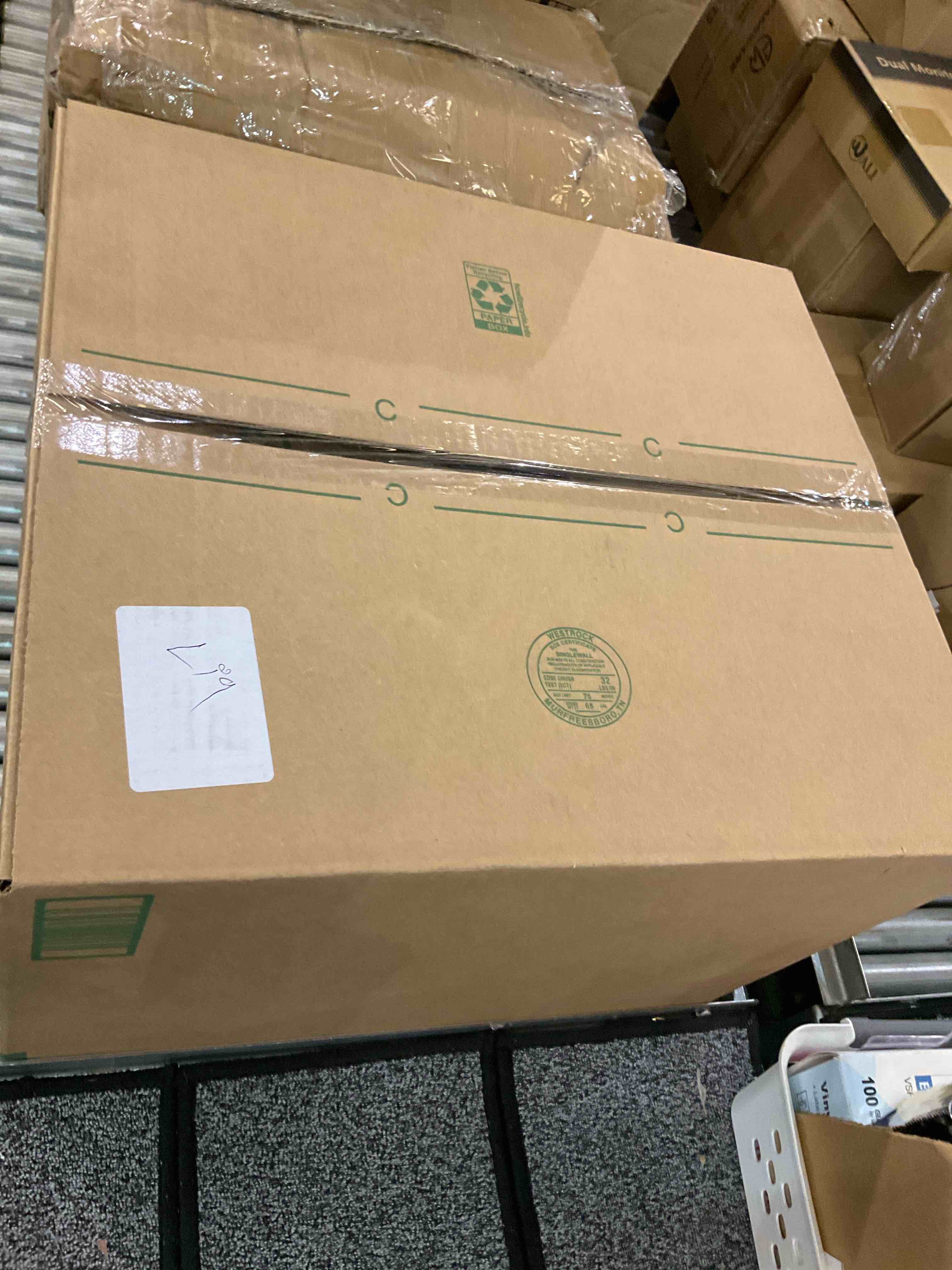 https://s3.amazonaws.com/lotting-images-prod/bidfta/EXS01081249_1708357525020.jpeg