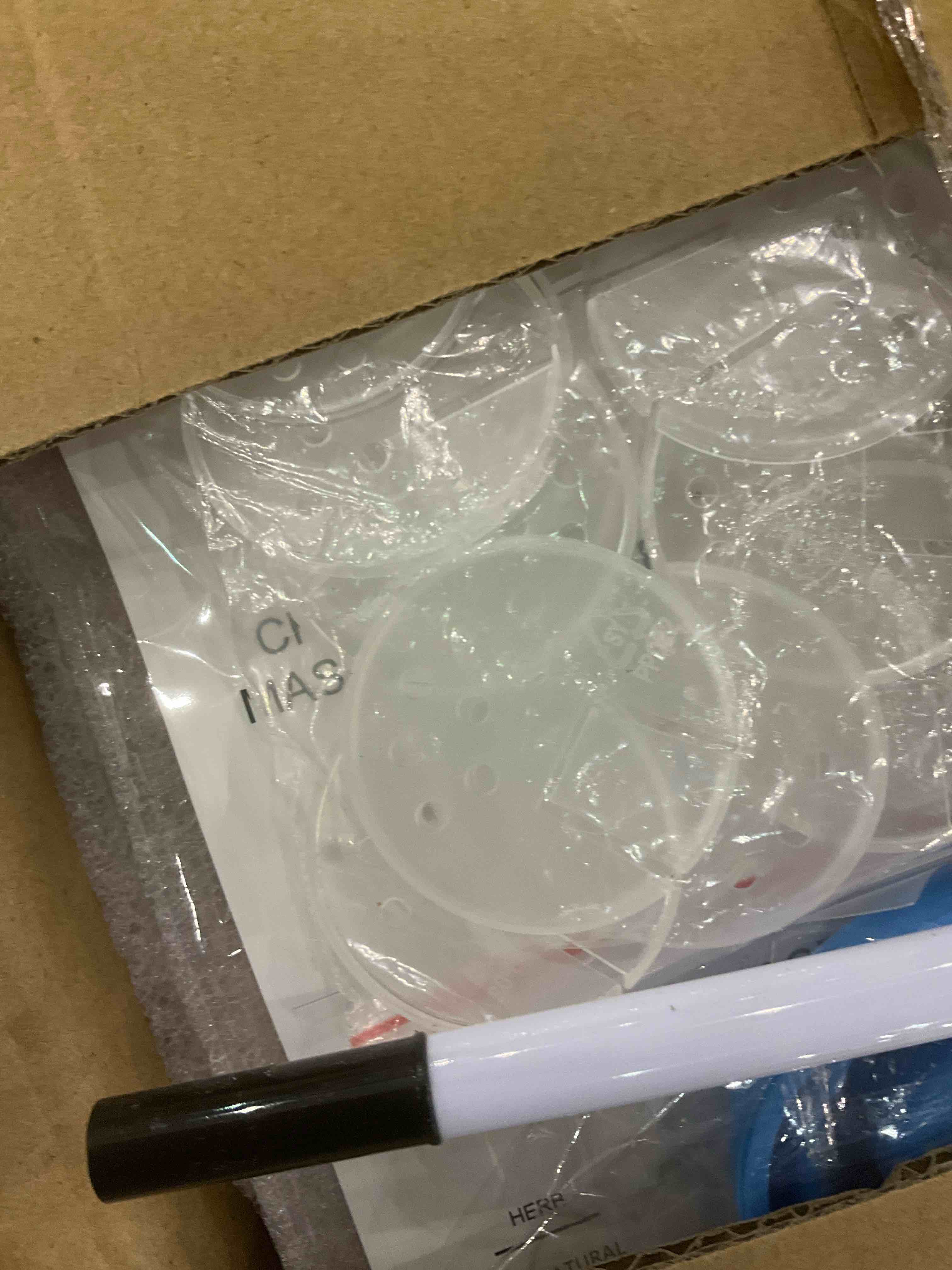 https://s3.amazonaws.com/lotting-images-prod/bidfta/EXS01092878_1708627996751.jpeg