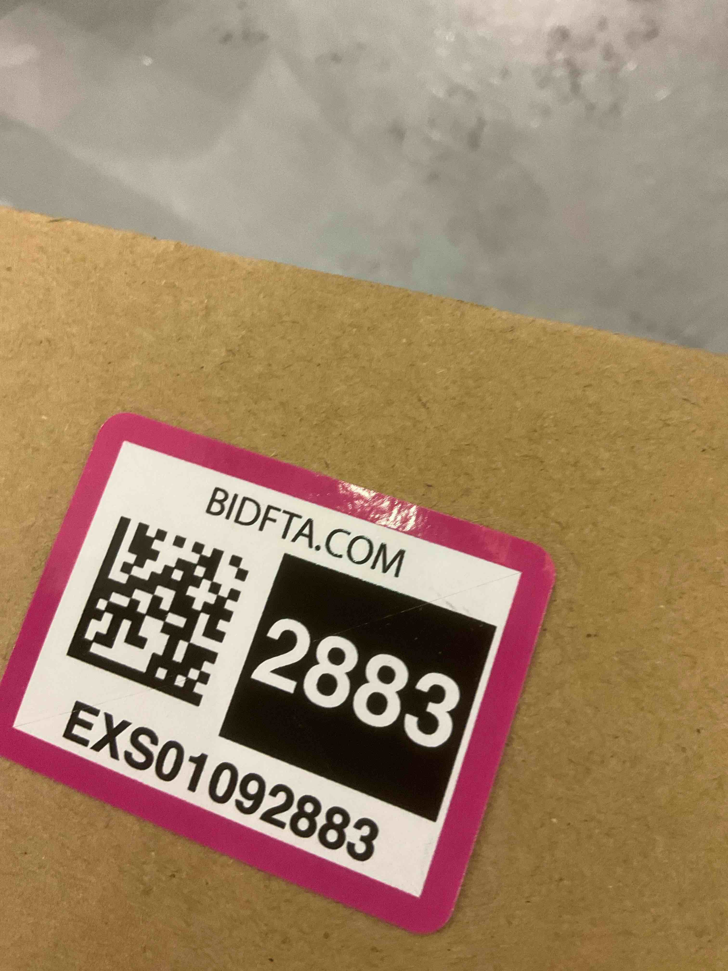 https://s3.amazonaws.com/lotting-images-prod/bidfta/EXS01092883_1708630071812.jpeg