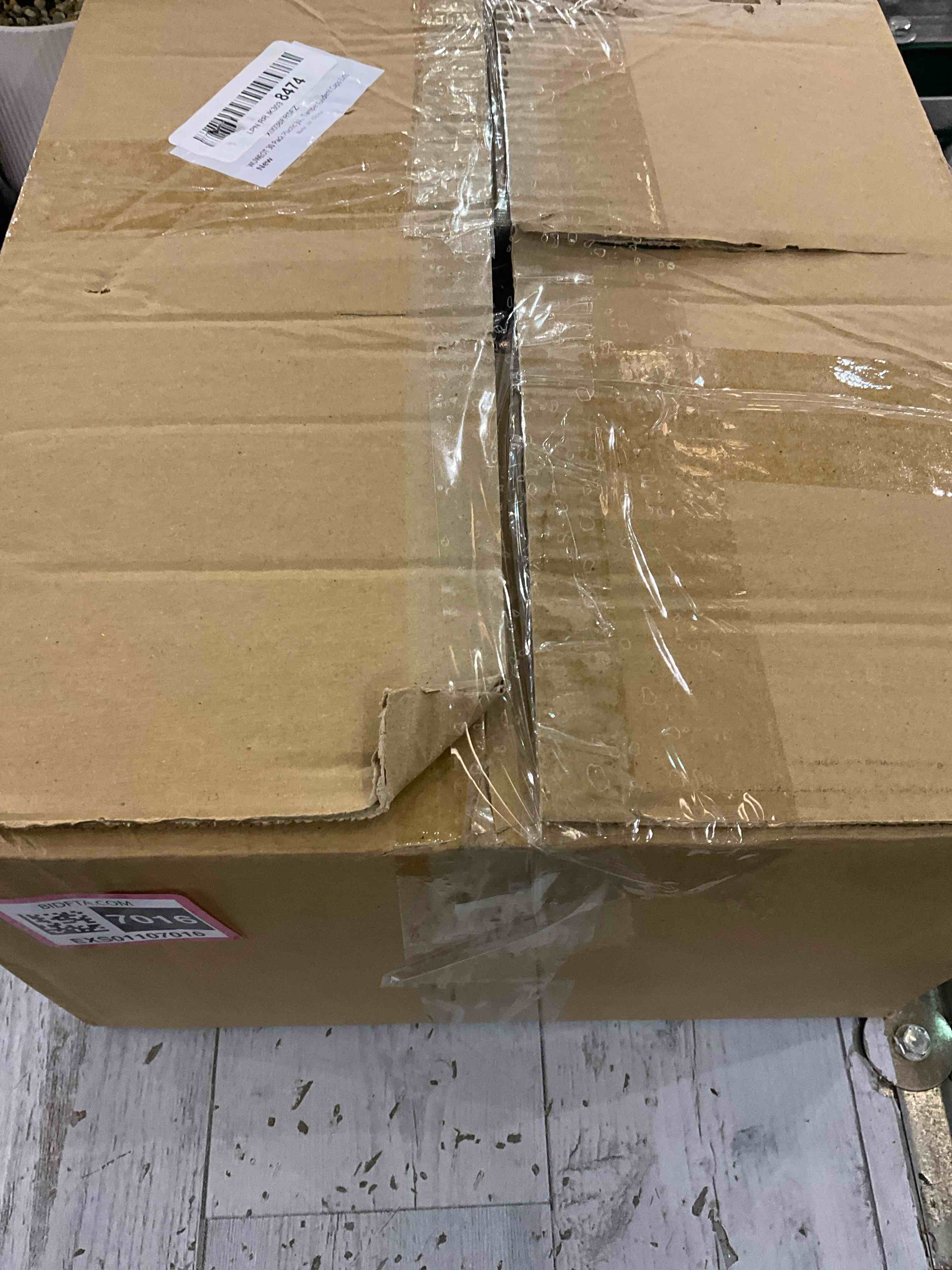 https://s3.amazonaws.com/lotting-images-prod/bidfta/EXS01107016_1707145773863.jpeg