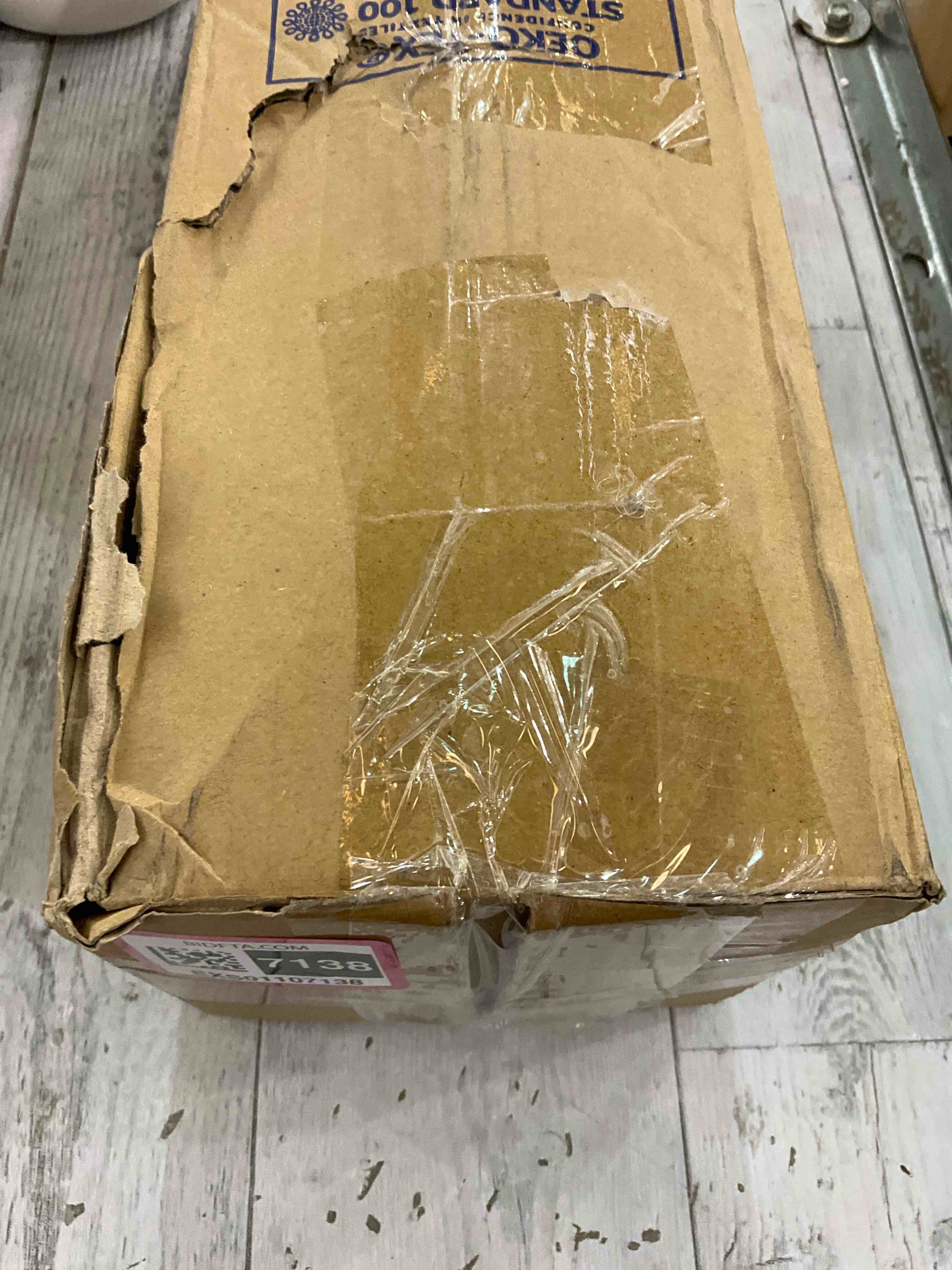 https://s3.amazonaws.com/lotting-images-prod/bidfta/EXS01107138_1707235423893.jpeg