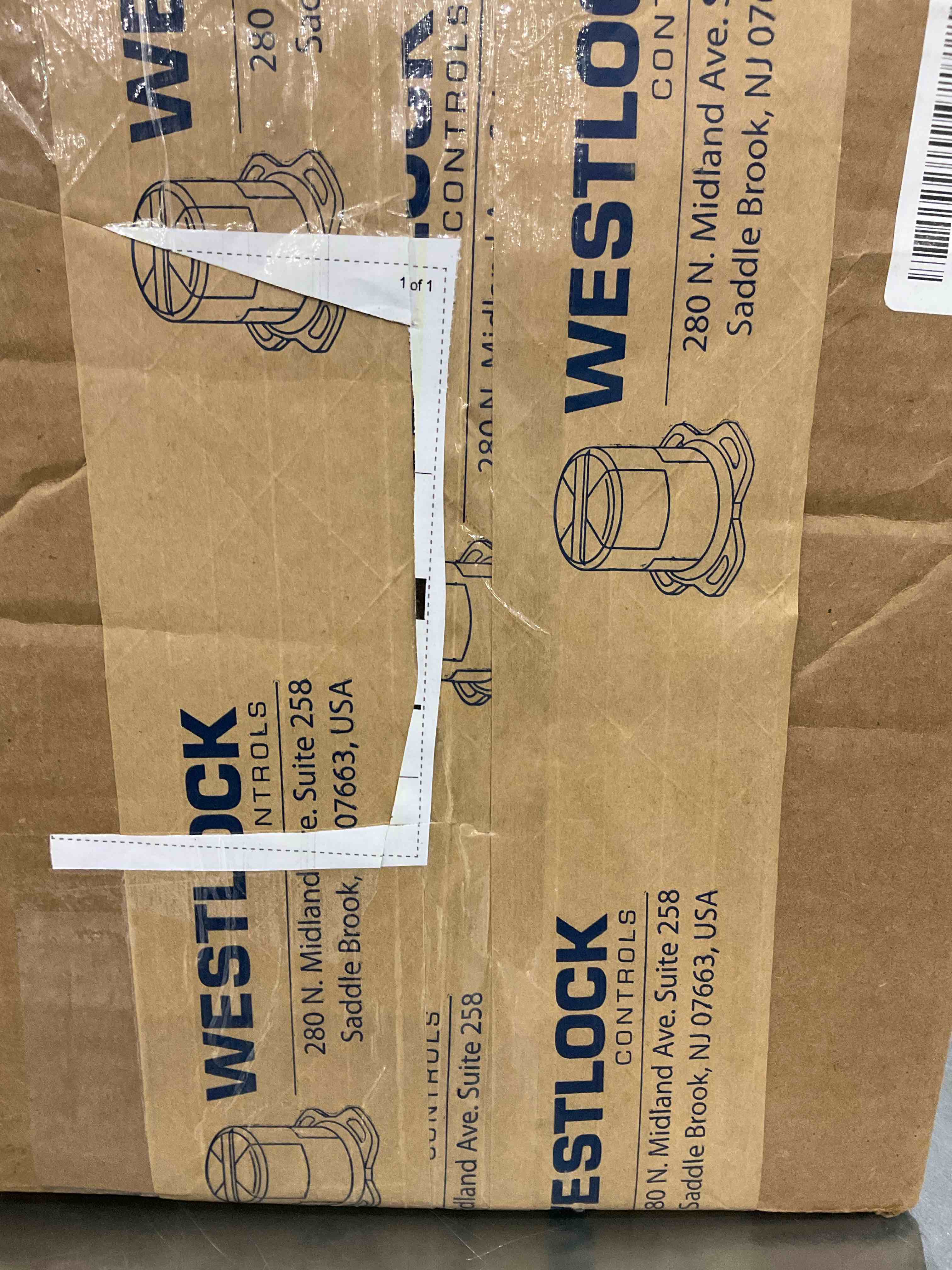 https://s3.amazonaws.com/lotting-images-prod/bidfta/EXS01107853_1708618736544.jpeg