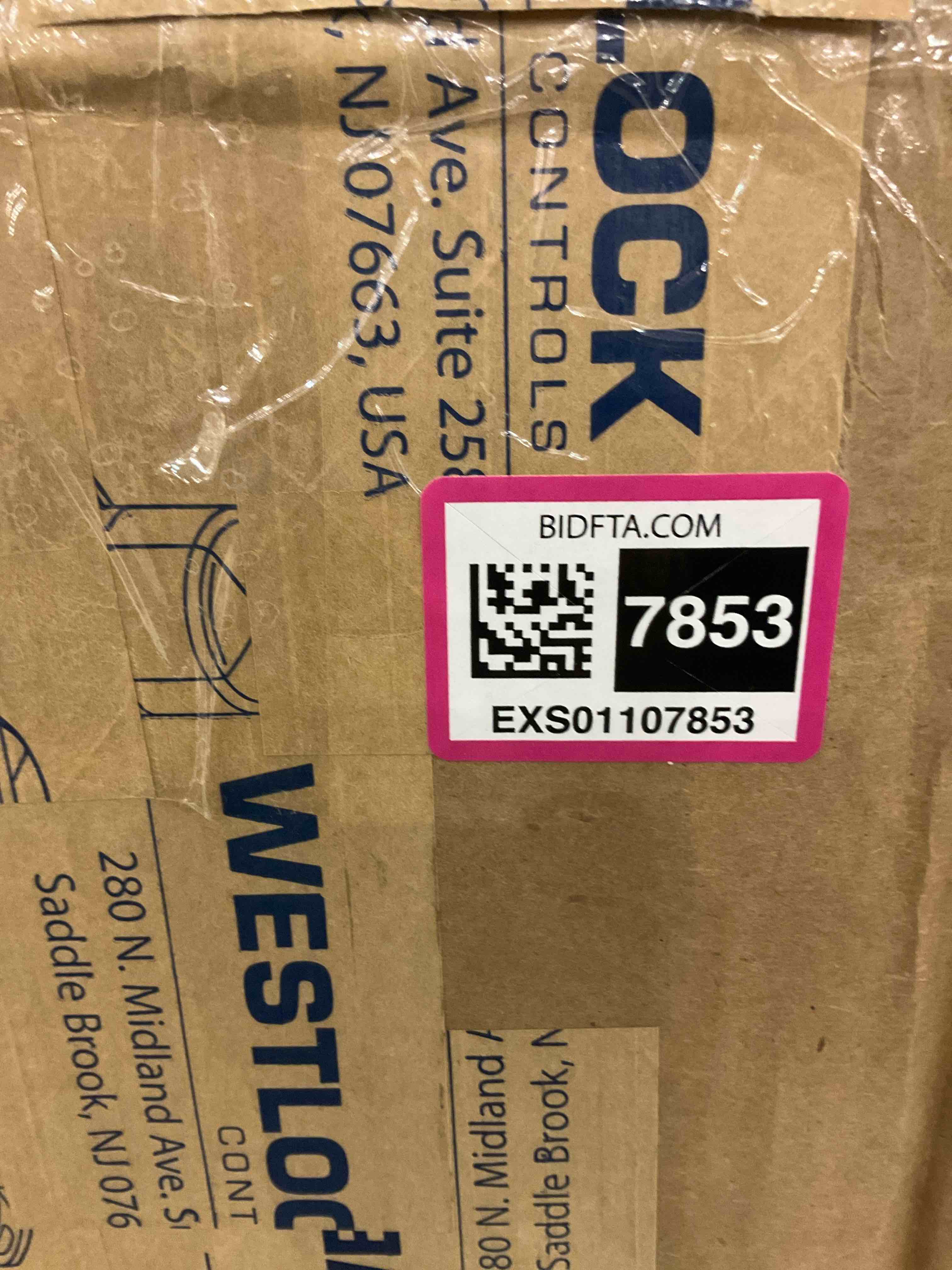 https://s3.amazonaws.com/lotting-images-prod/bidfta/EXS01107853_1708618793484.jpeg