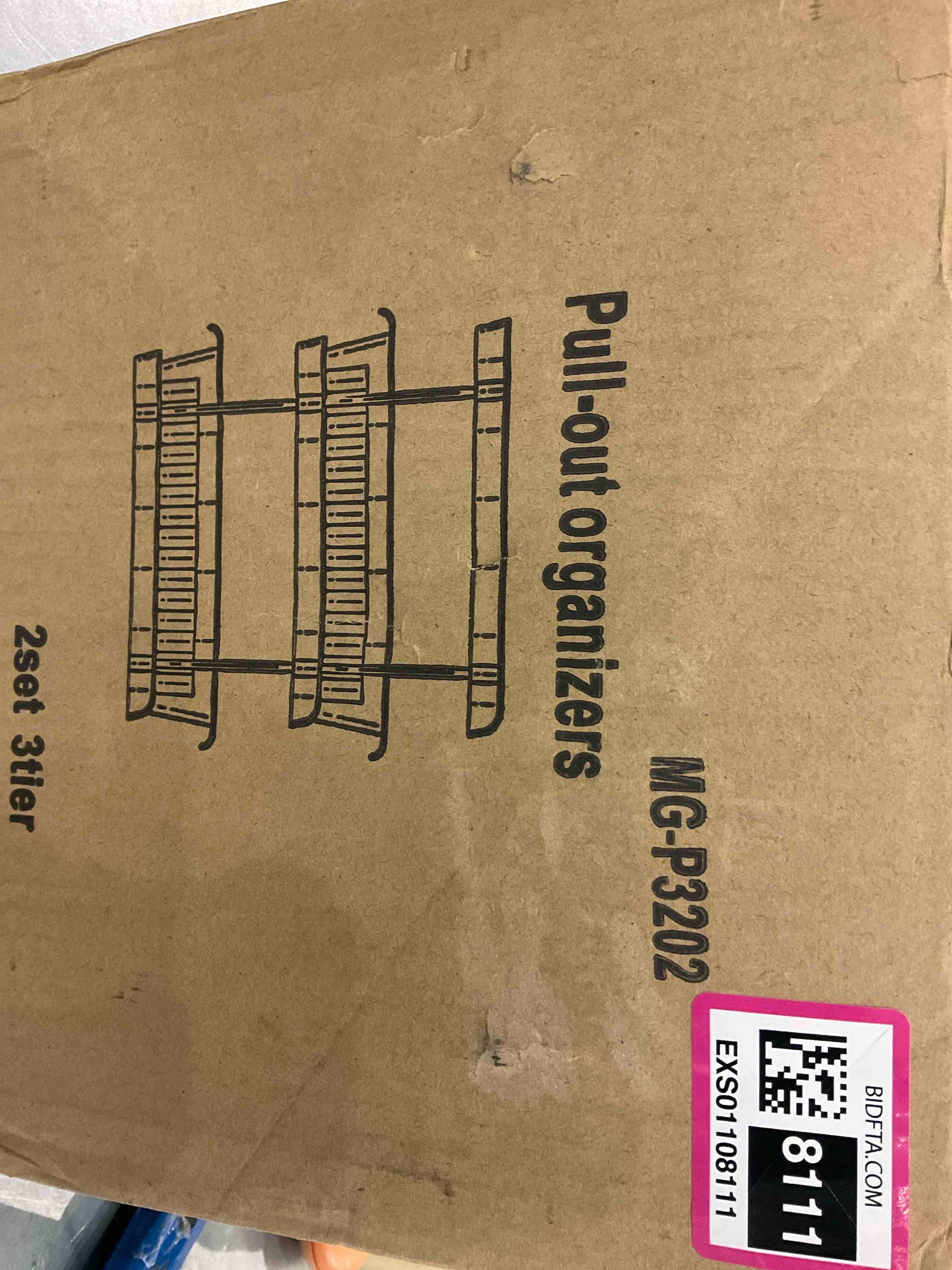 https://s3.amazonaws.com/lotting-images-prod/bidfta/EXS01108111_1707420789540.jpeg