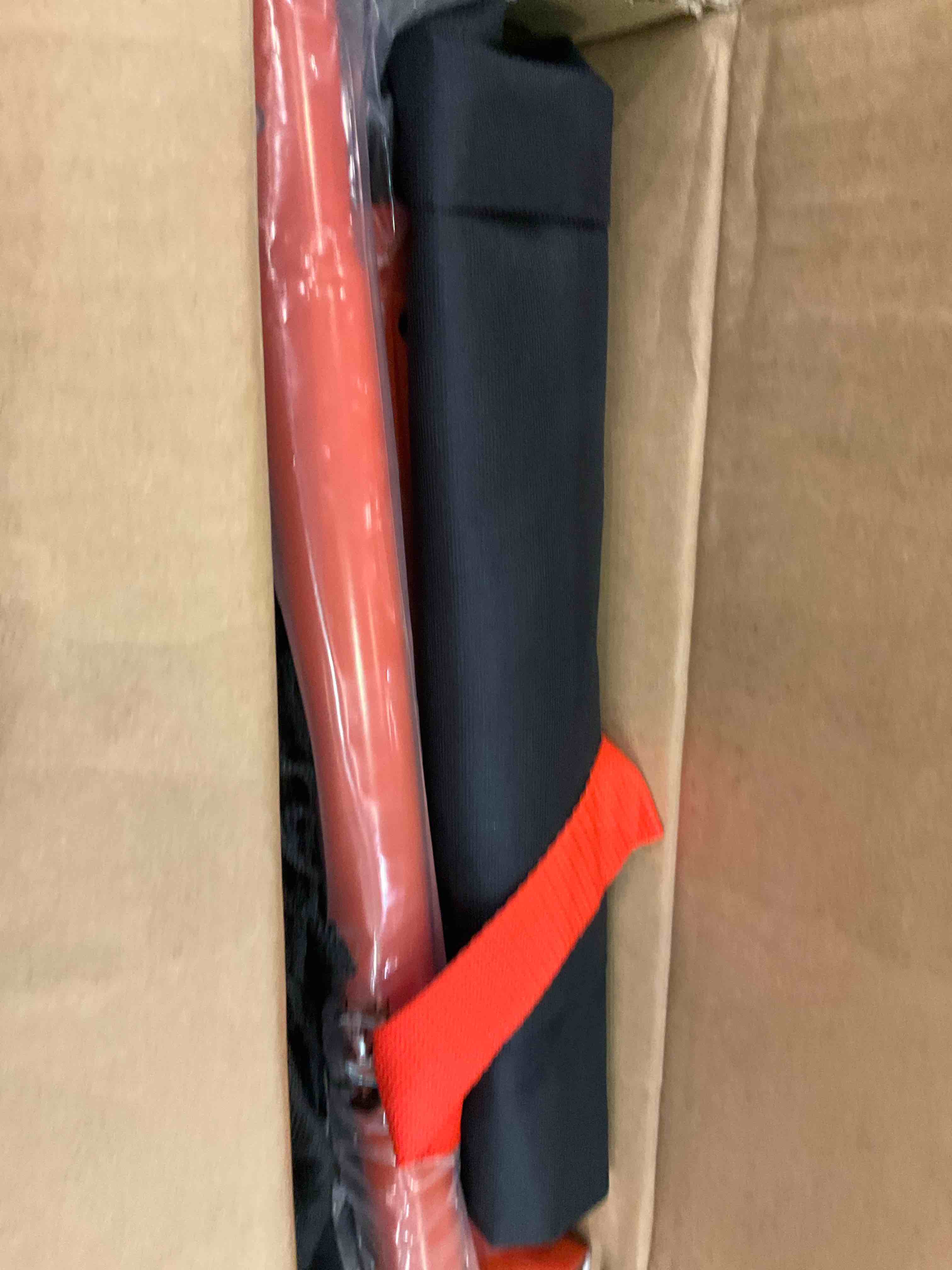 https://s3.amazonaws.com/lotting-images-prod/bidfta/EXS01108188_1707921081970.jpeg