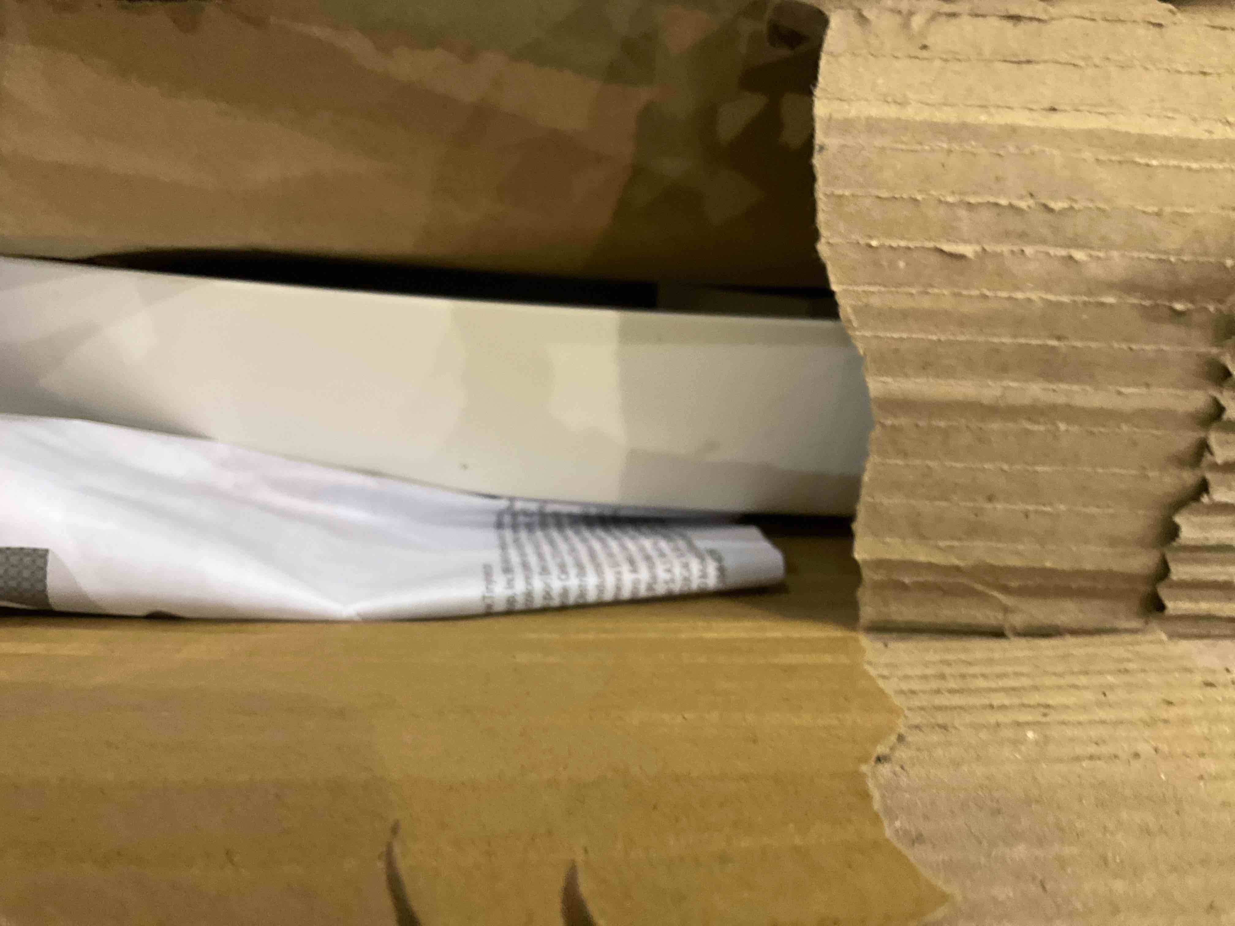 https://s3.amazonaws.com/lotting-images-prod/bidfta/EXS01108636_1706124395471.jpeg