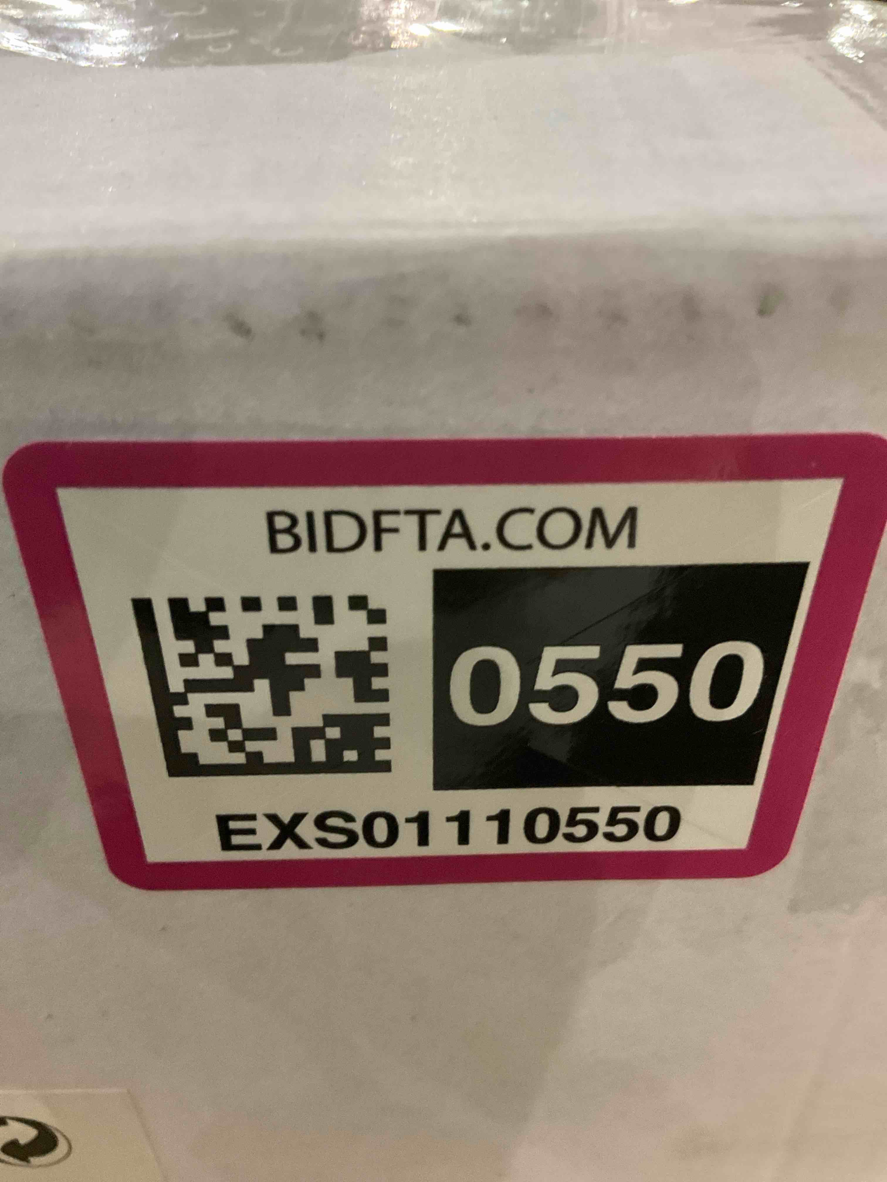 https://s3.amazonaws.com/lotting-images-prod/bidfta/EXS01110550_1704978063423.jpeg