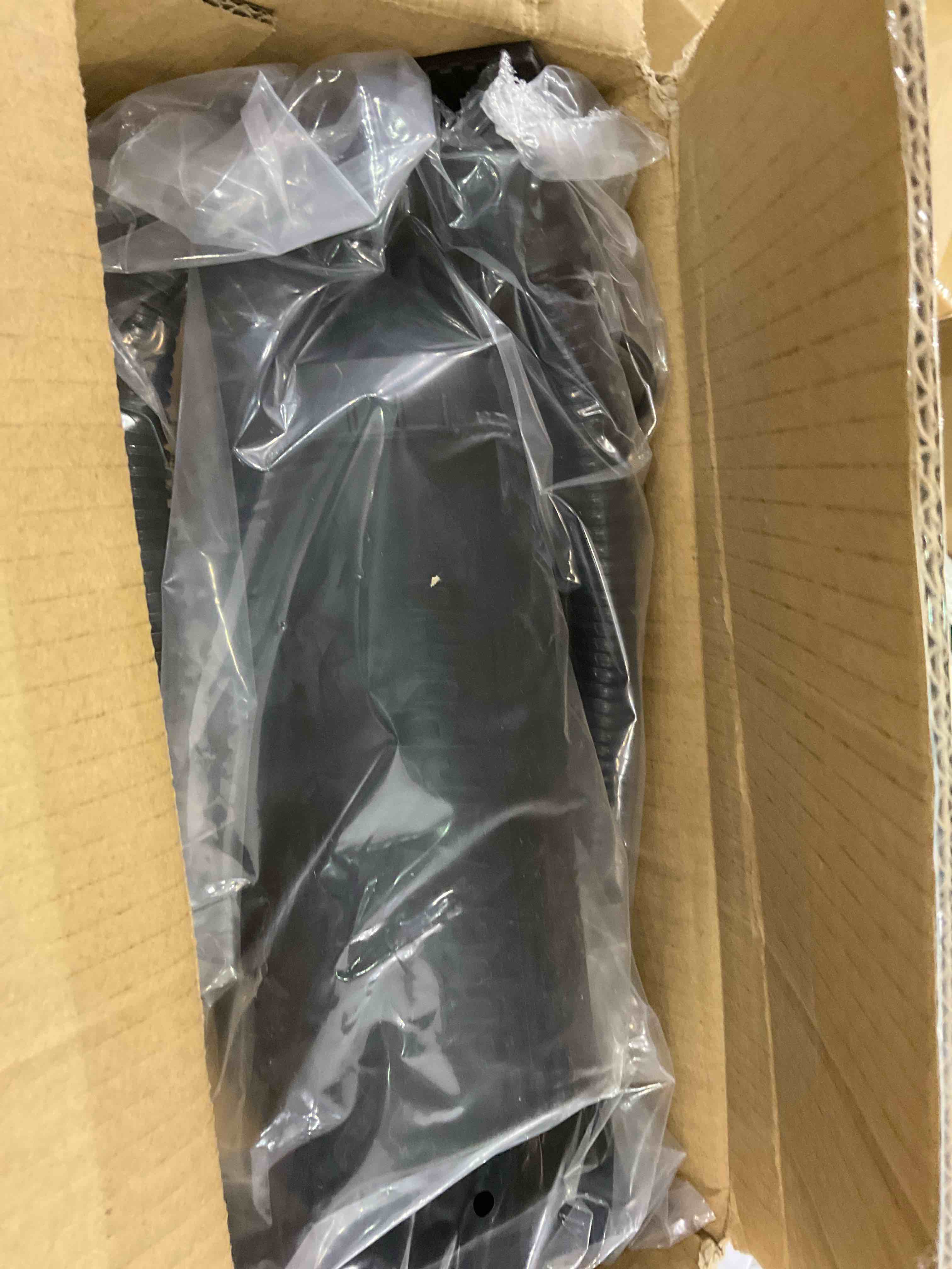 https://s3.amazonaws.com/lotting-images-prod/bidfta/EXS01110554_1704978481843.jpeg