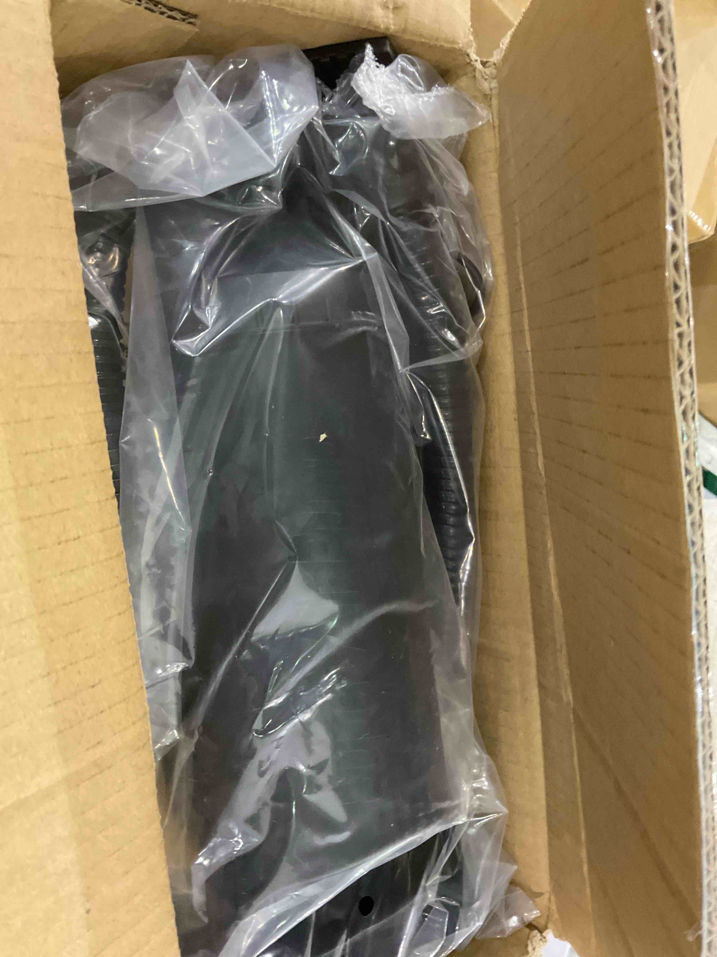 https://s3.amazonaws.com/lotting-images-prod/bidfta/EXS01110554_1704978483095.jpeg