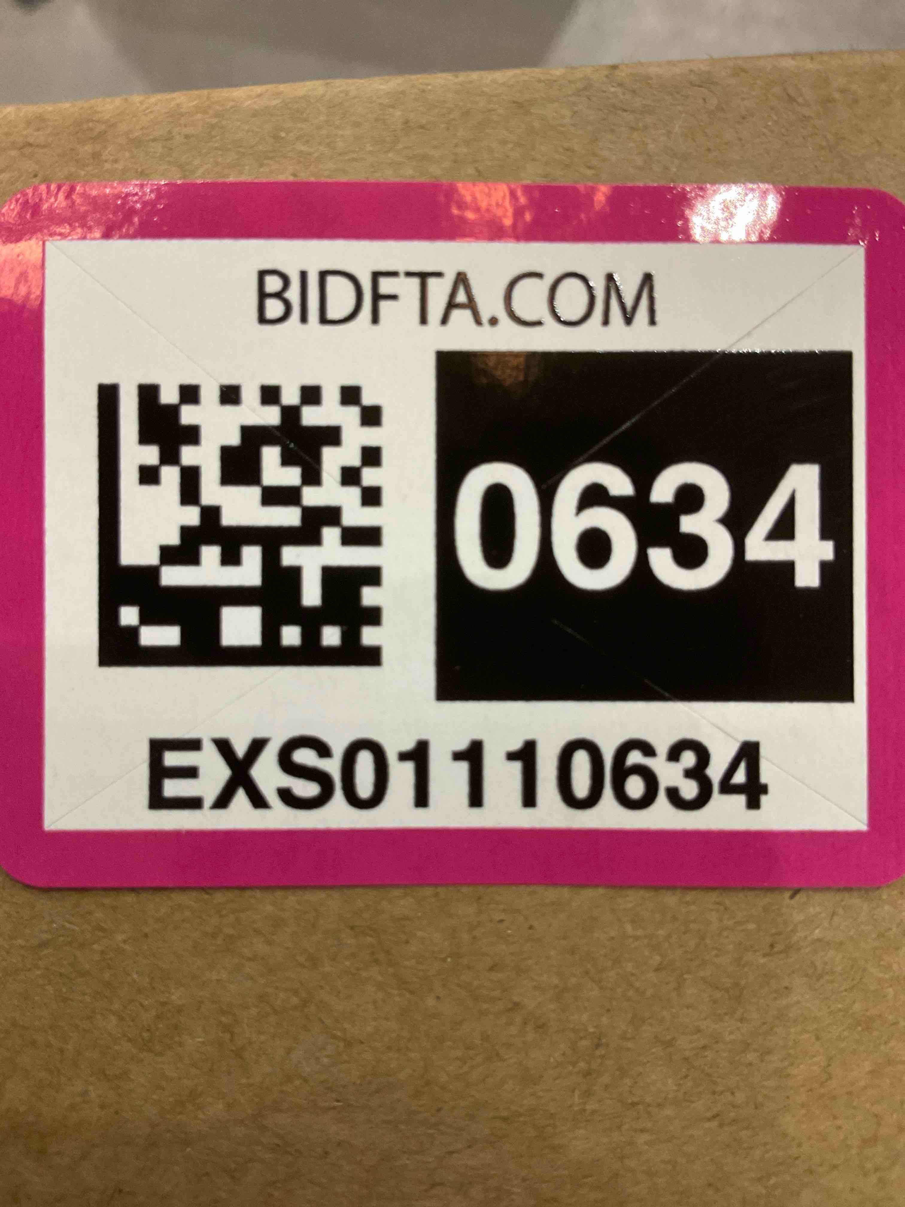 https://s3.amazonaws.com/lotting-images-prod/bidfta/EXS01110634_1704997952003.jpeg