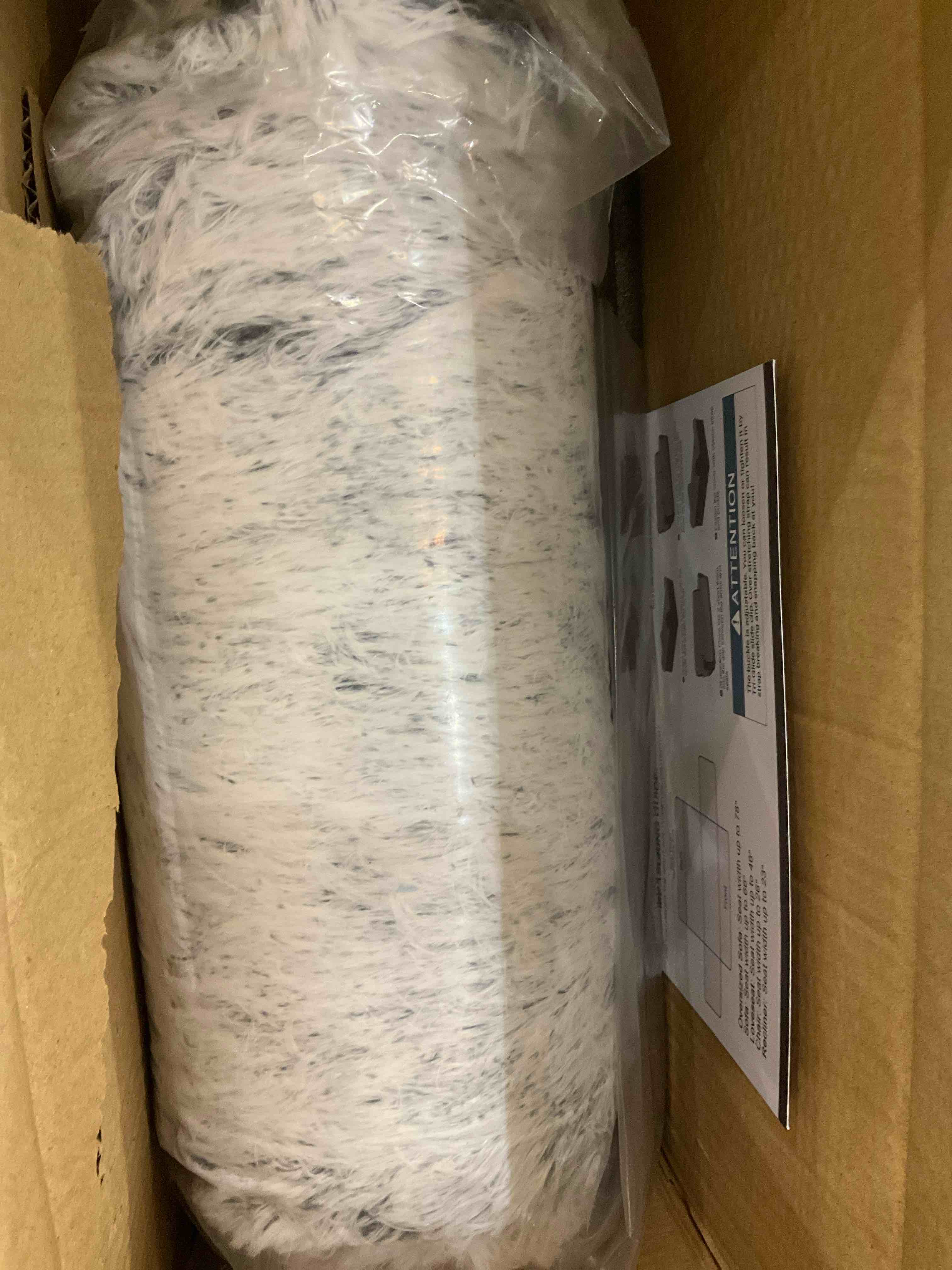 https://s3.amazonaws.com/lotting-images-prod/bidfta/EXS01110639_1704998463141.jpeg