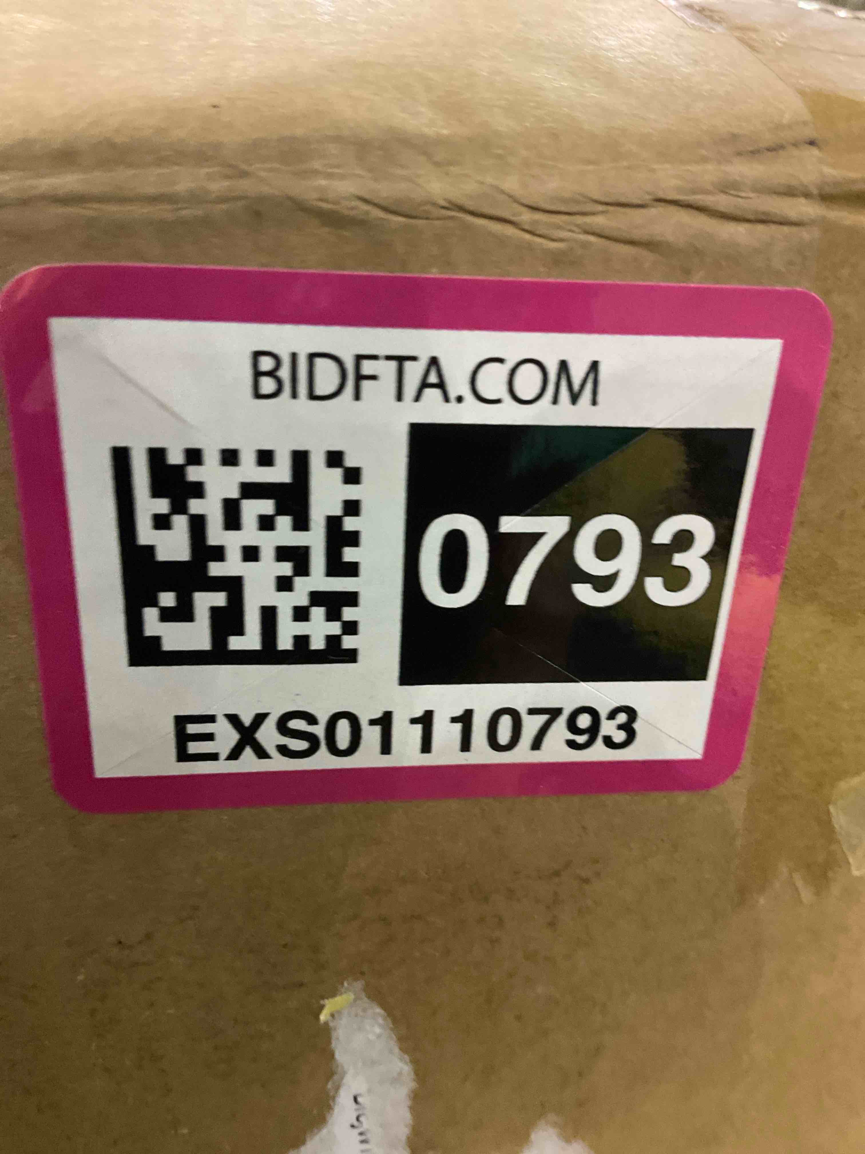 https://s3.amazonaws.com/lotting-images-prod/bidfta/EXS01110793_1705675814480.jpeg