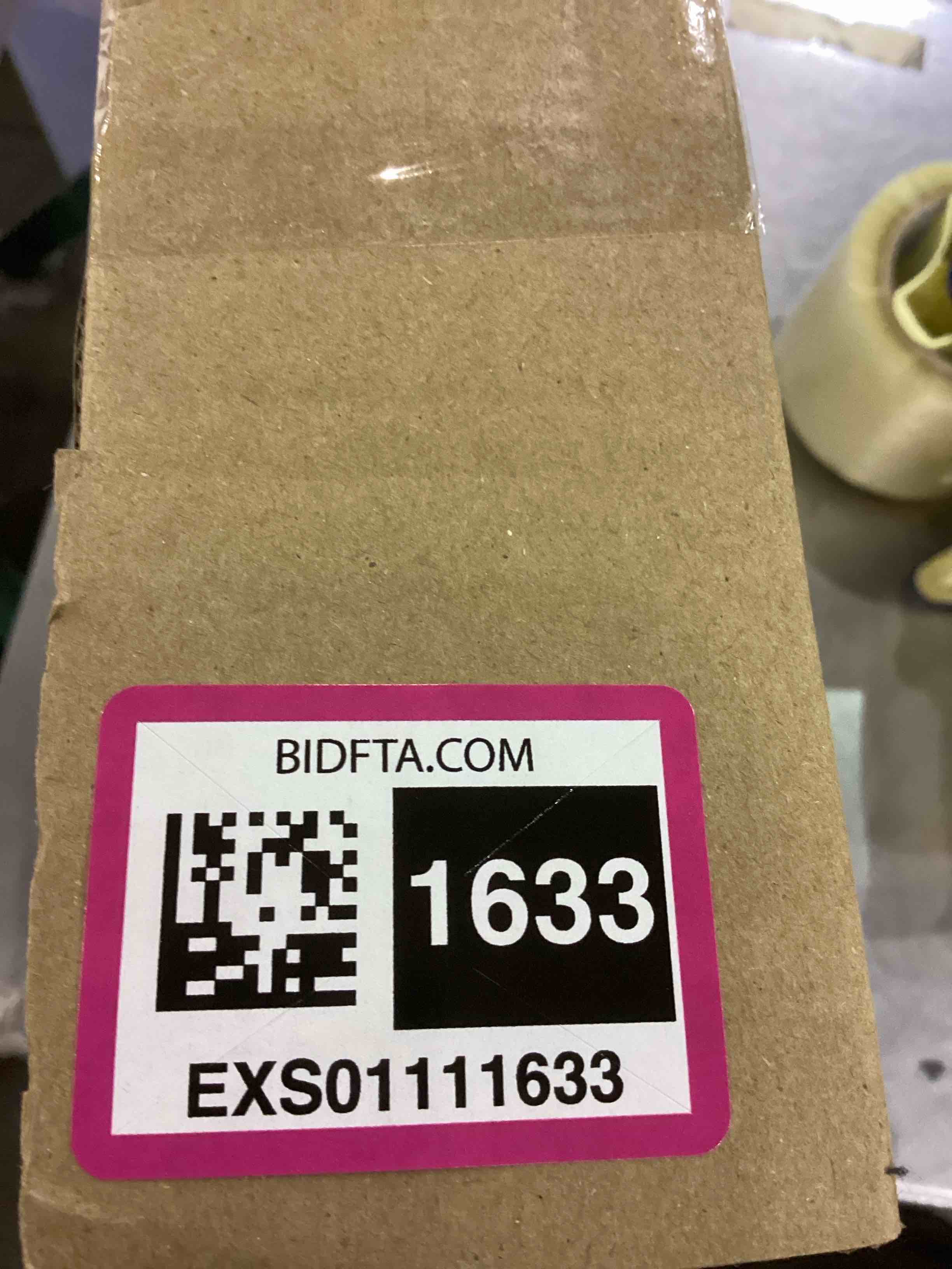 https://s3.amazonaws.com/lotting-images-prod/bidfta/EXS01111633_1705067425116.jpeg